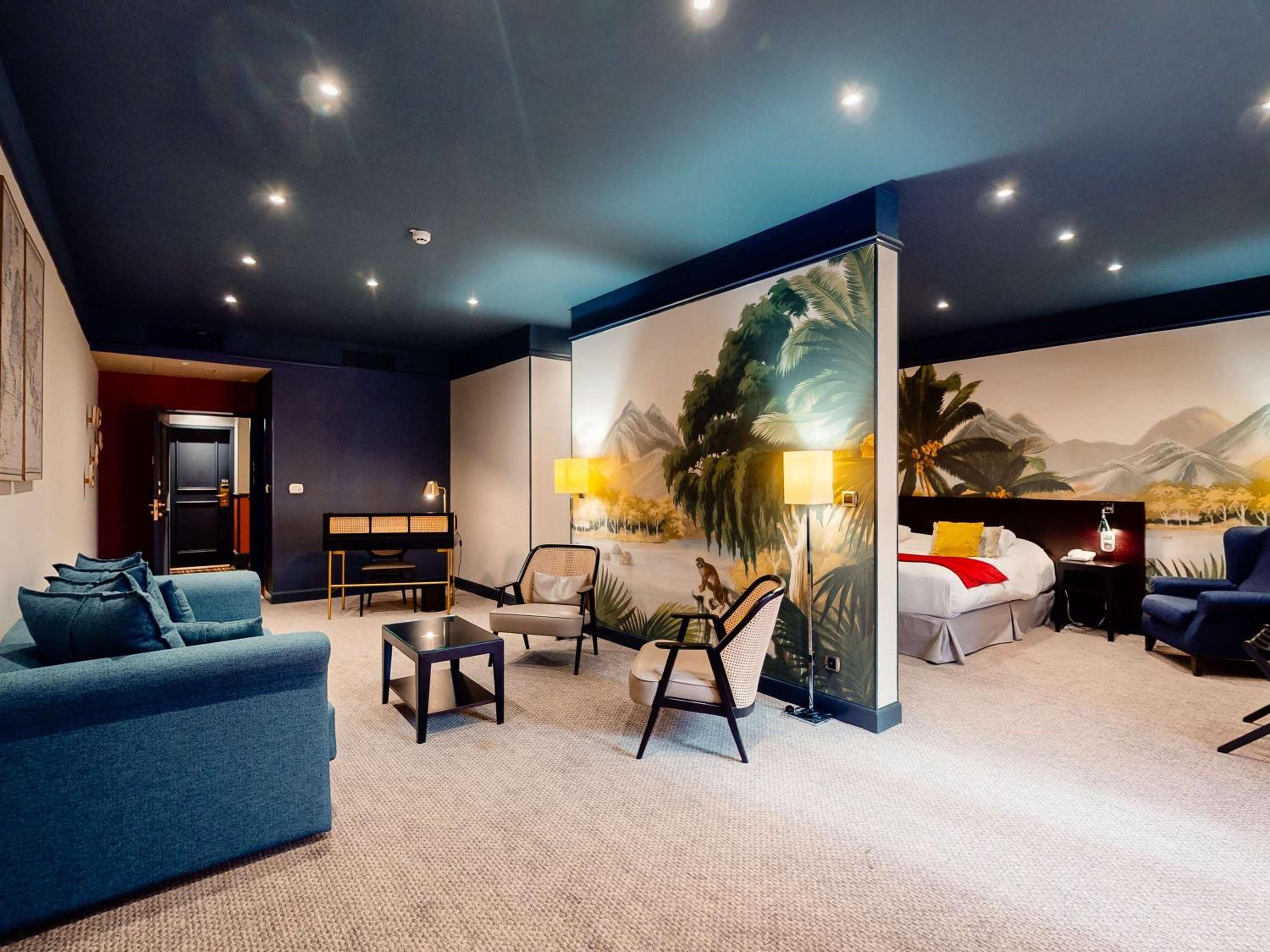 Suite with One Double Bed