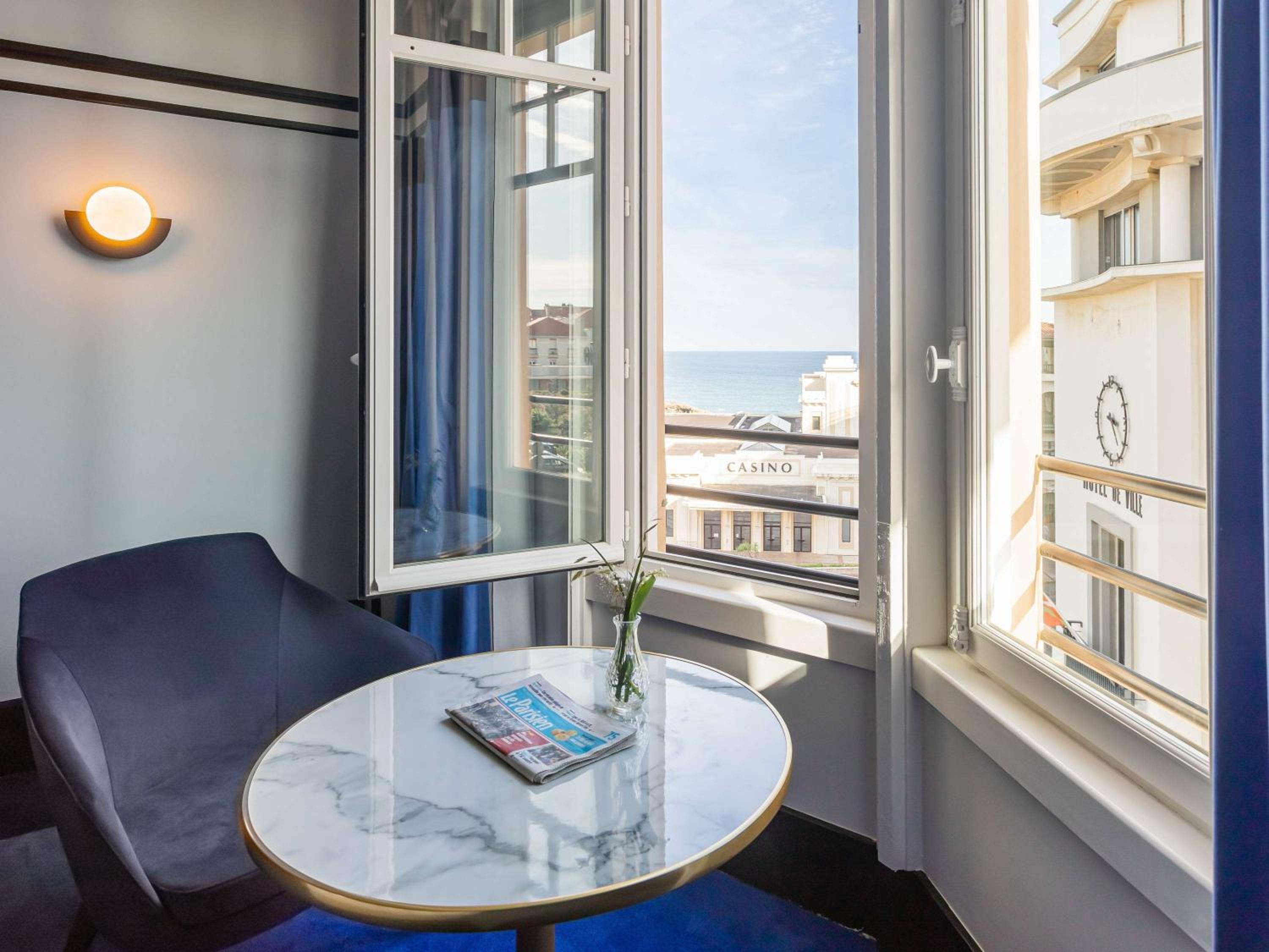 Deluxe Double Room with Ocean View - Photo 18