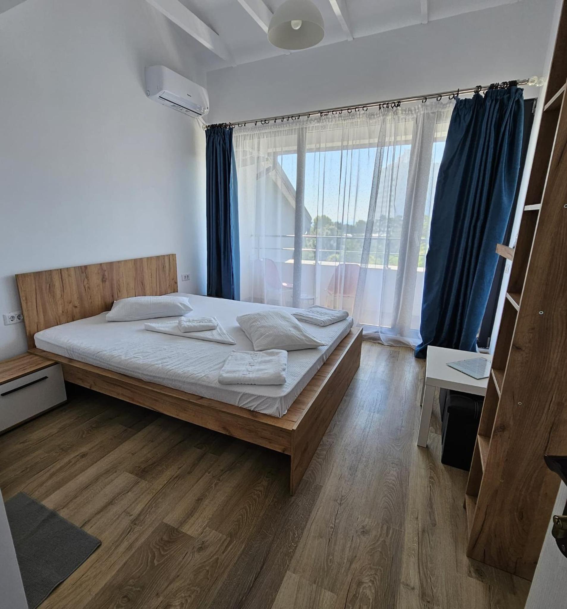 Double Room with Balcony photo 2