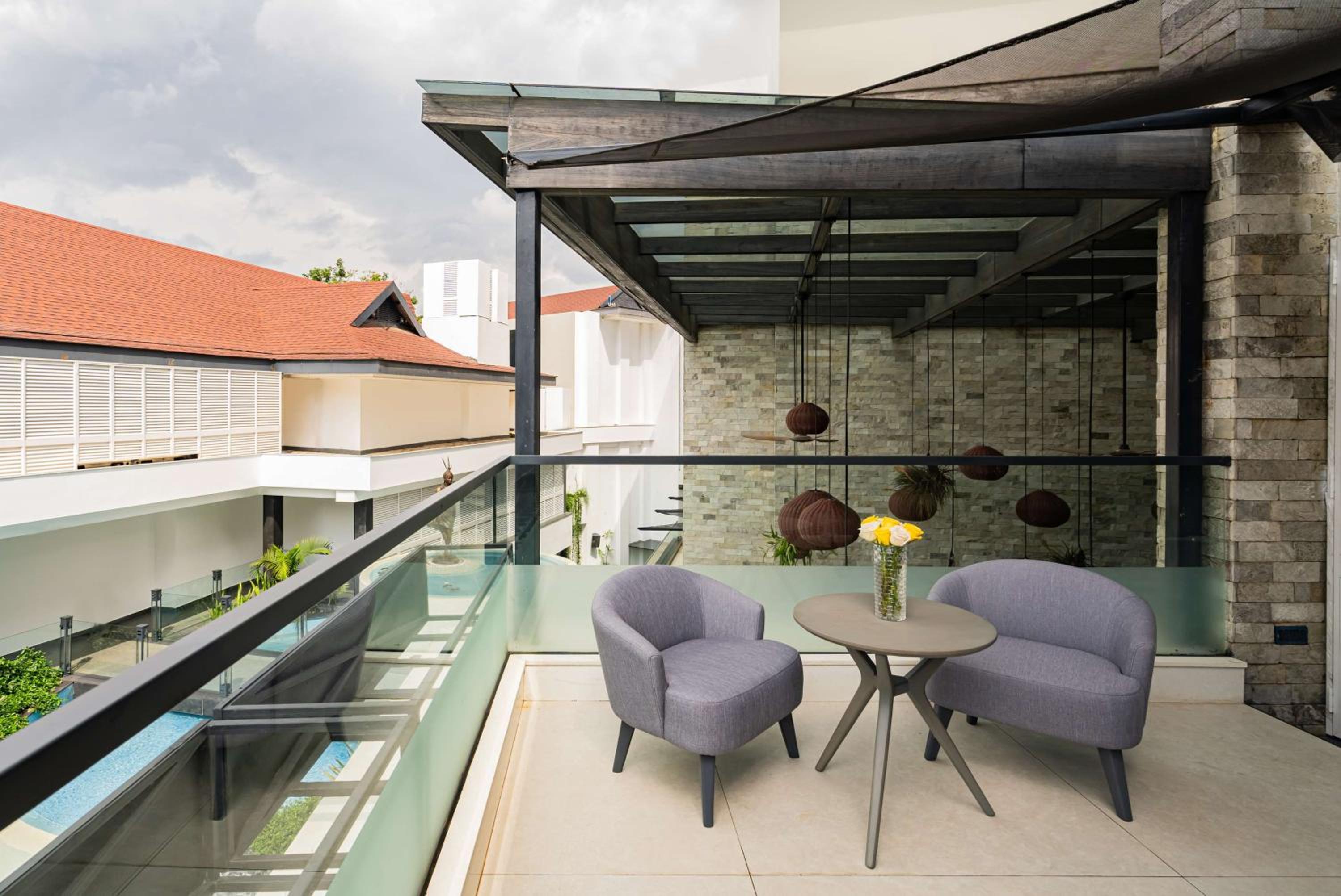 Signature King Room With balcony - Photo 4