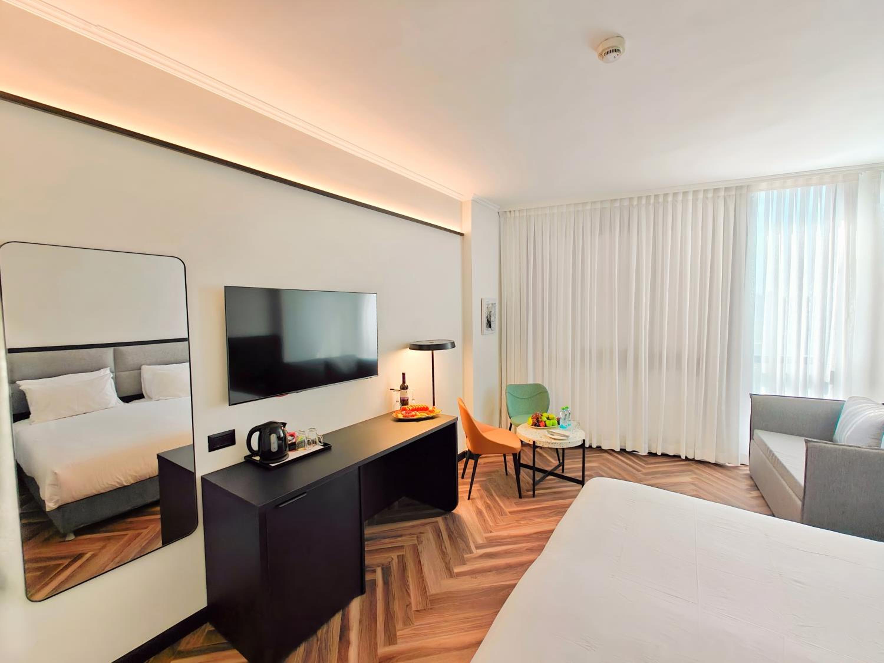 Standard Twin Room - Photo 7