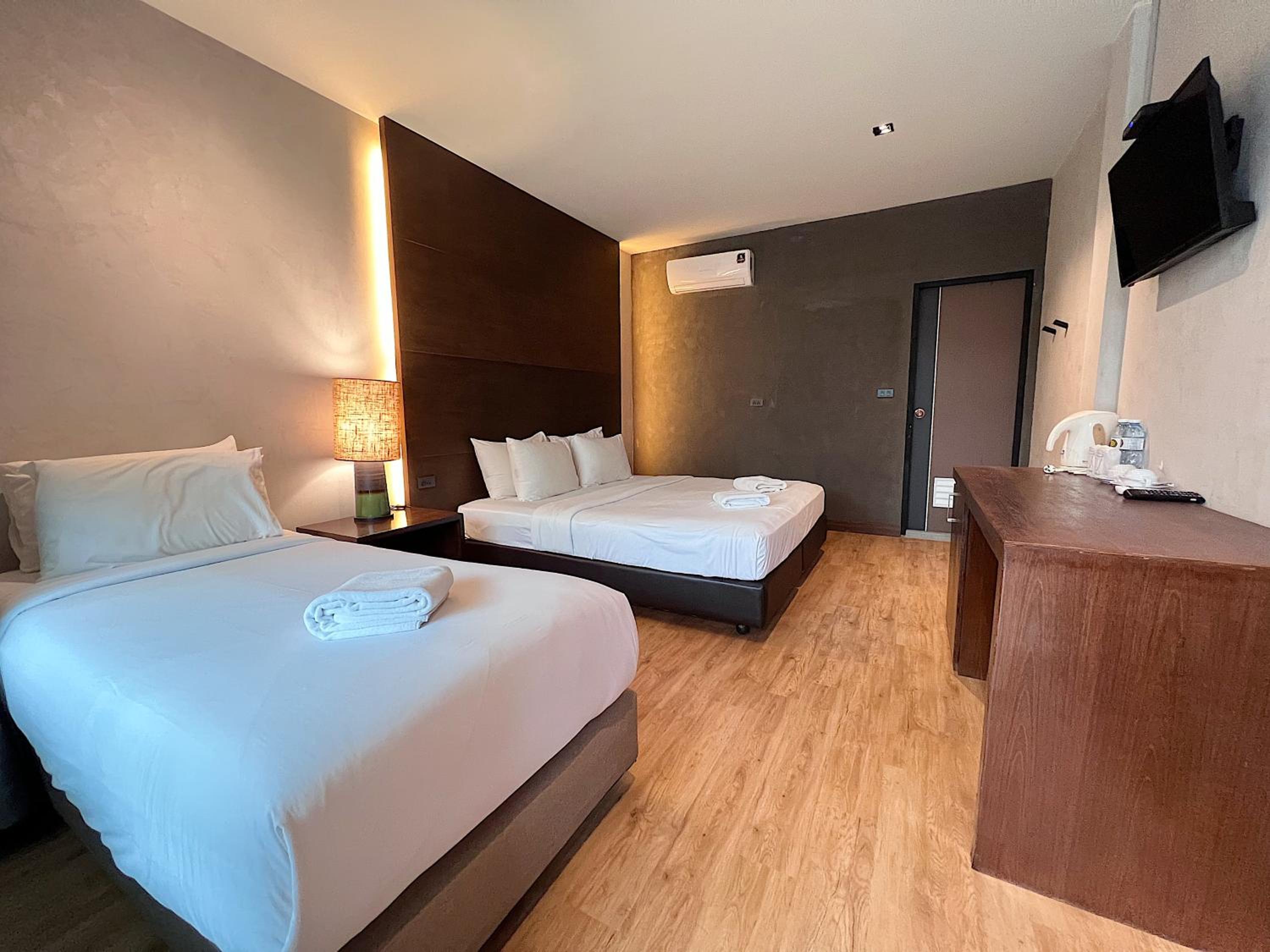 Triple Room with Balcony