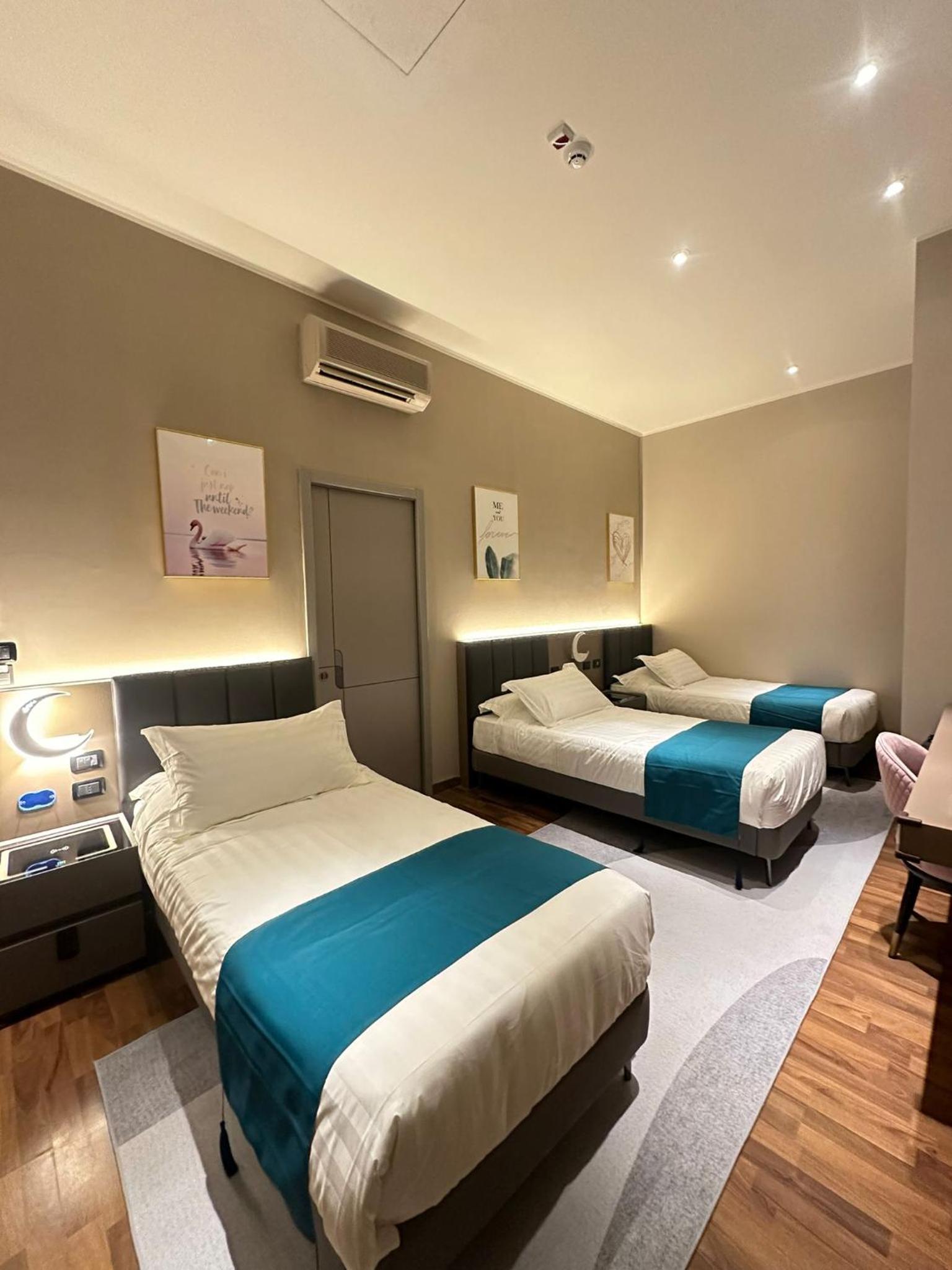 Triple Room