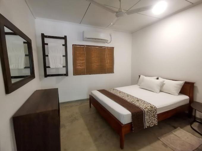 Three-Bedroom House photo 3