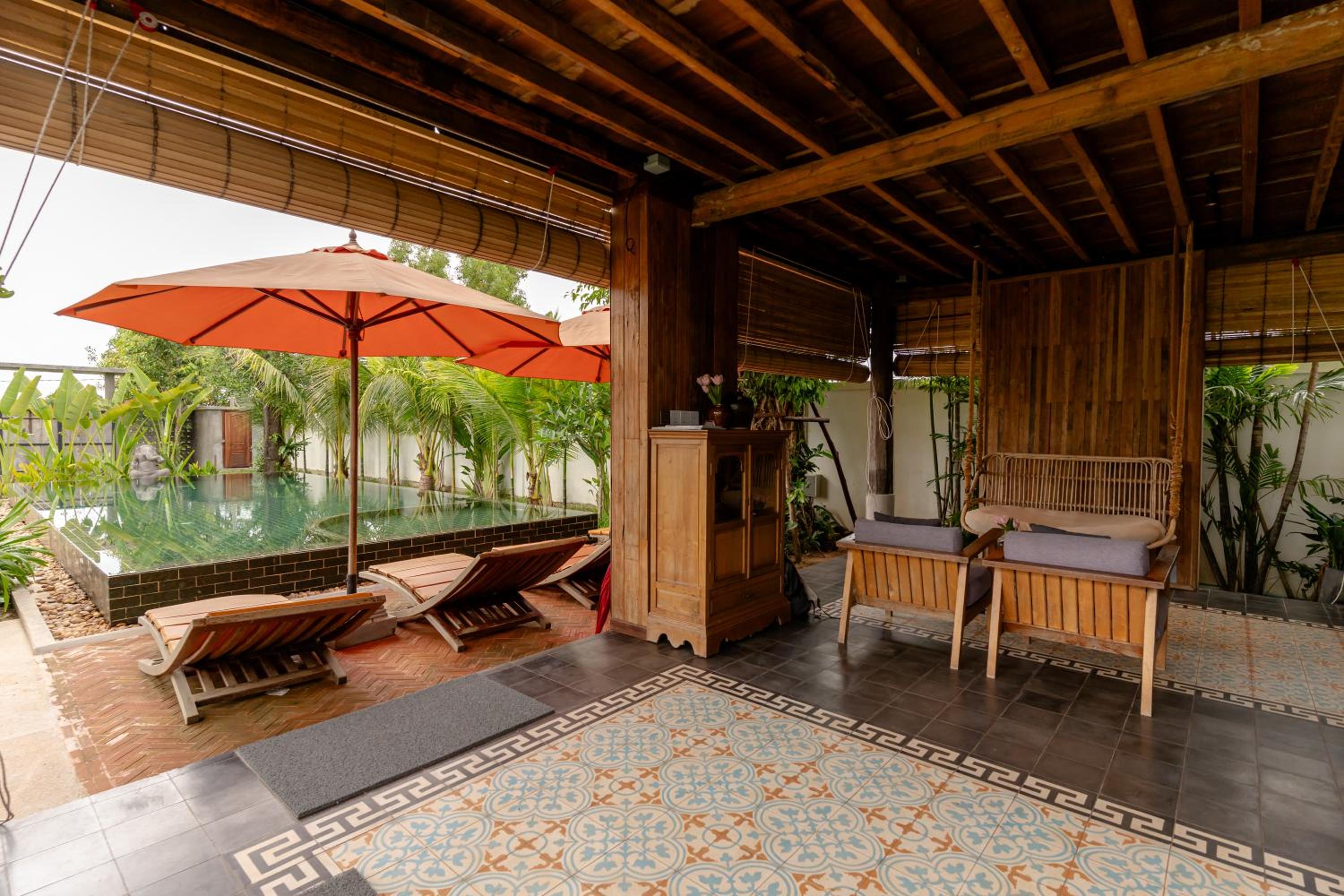 Rice-Field Private Pool Villa by Annex