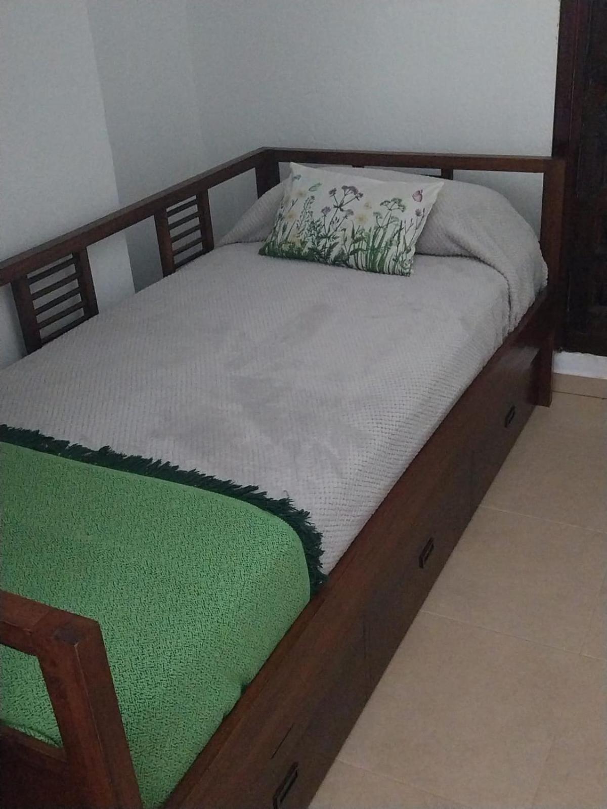 Habitación Doble con Balcón (3 Adultos)
