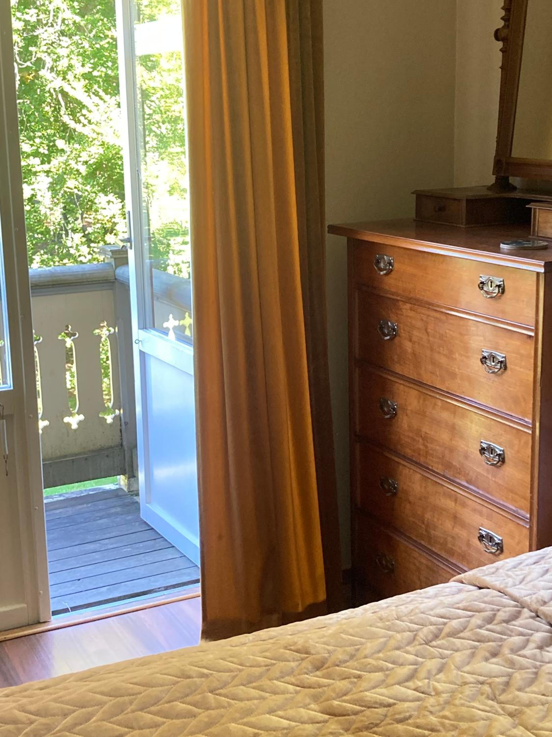 Double Room - Photo 4