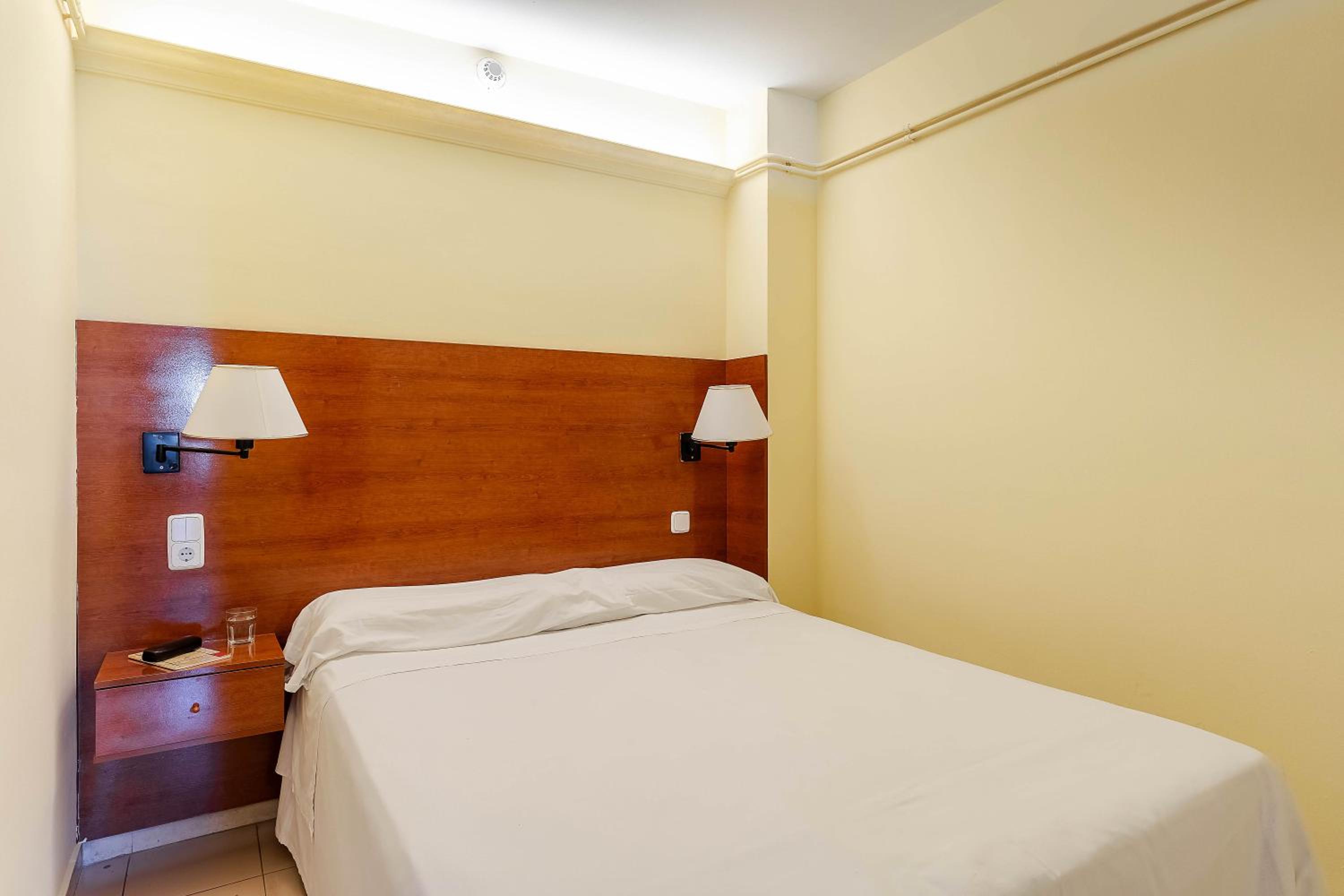 Apartamento de una habitación con terraza (2 adultos)