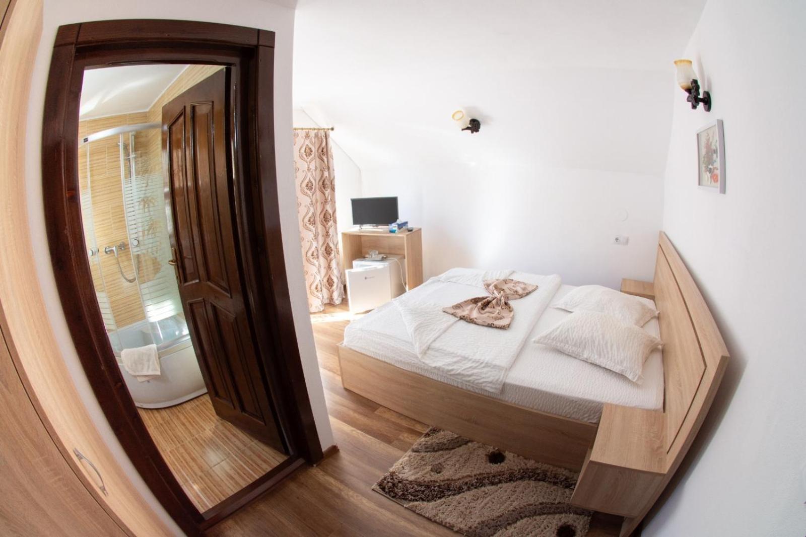 Double Room with Balcony photo 2