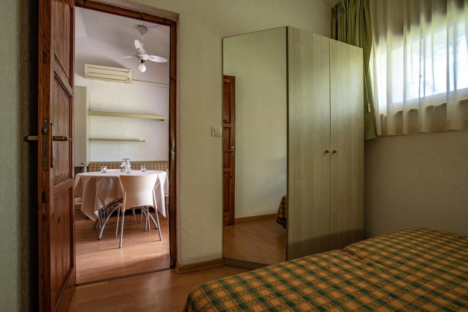Two-Bedroom Bungalow with Terrace photo 1