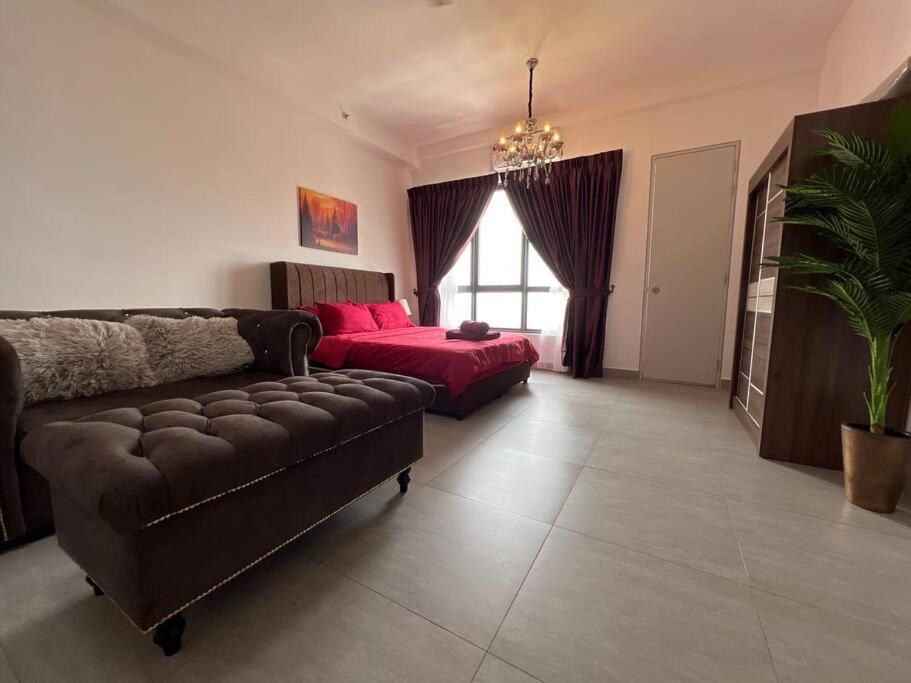 Studio Apartment photo 1
