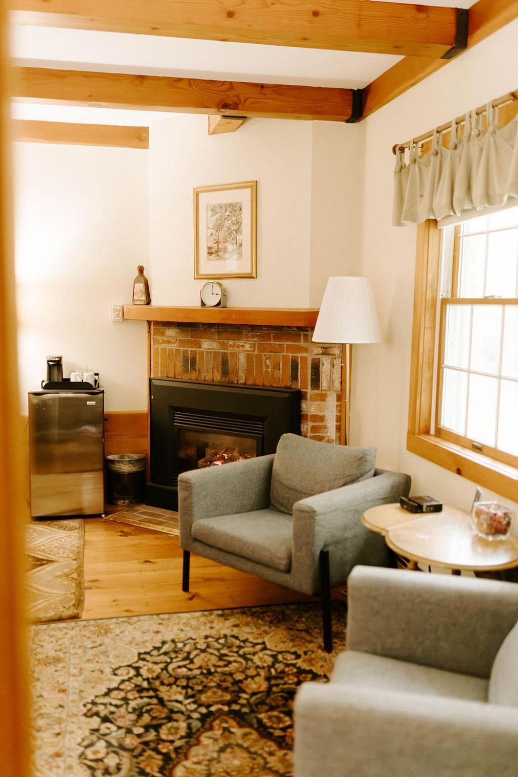 Deluxe Queen Room photo 2