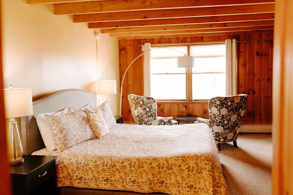 Superior King Room photo 2
