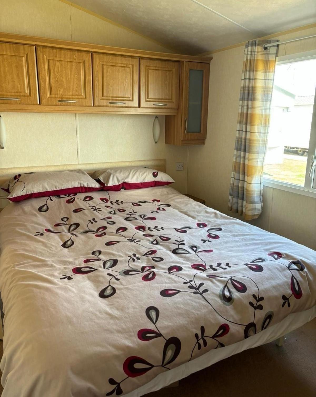 Mobile Home photo 1