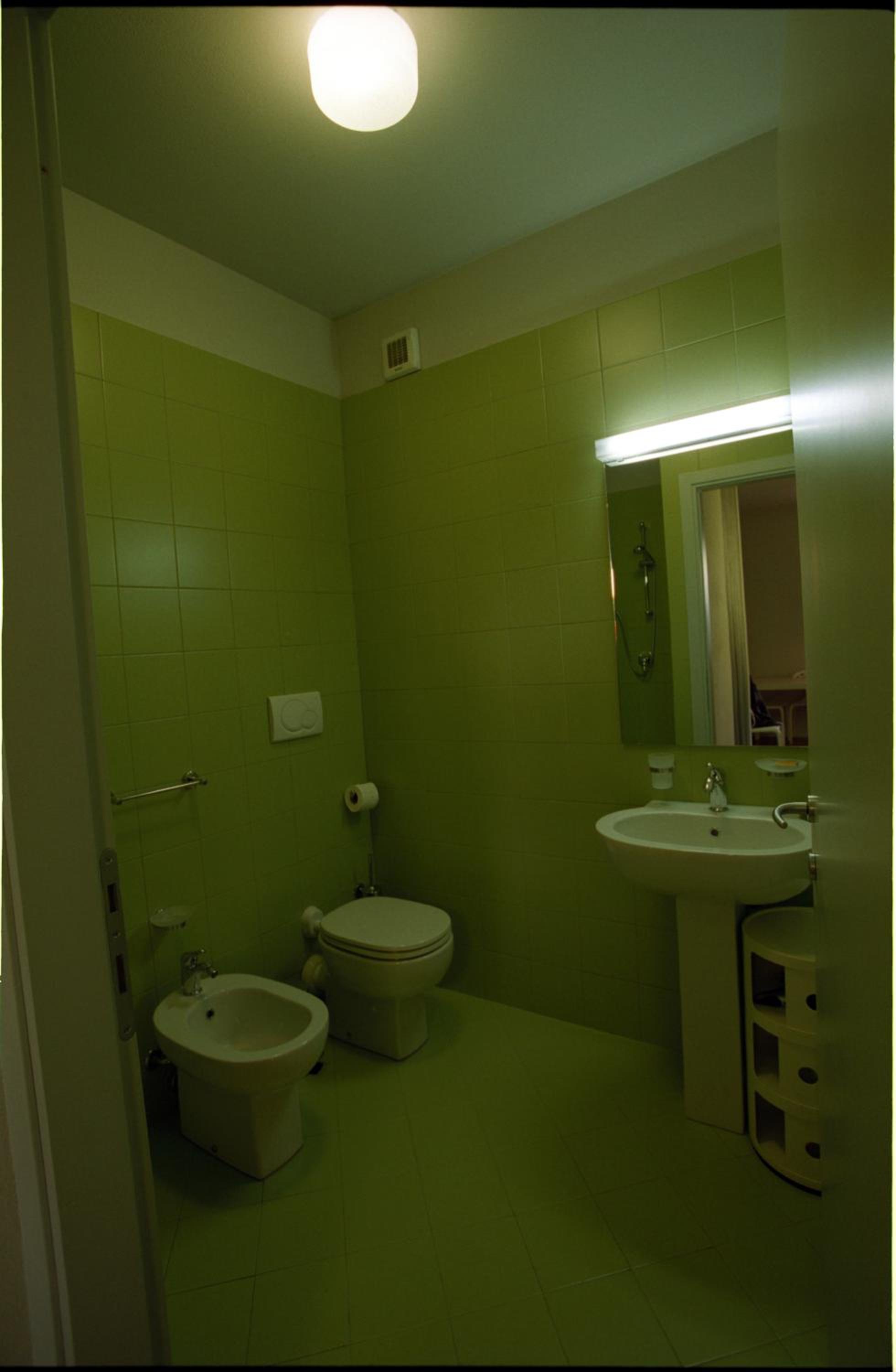 One-Bedroom Apartment (2 Adults) - Photo 36