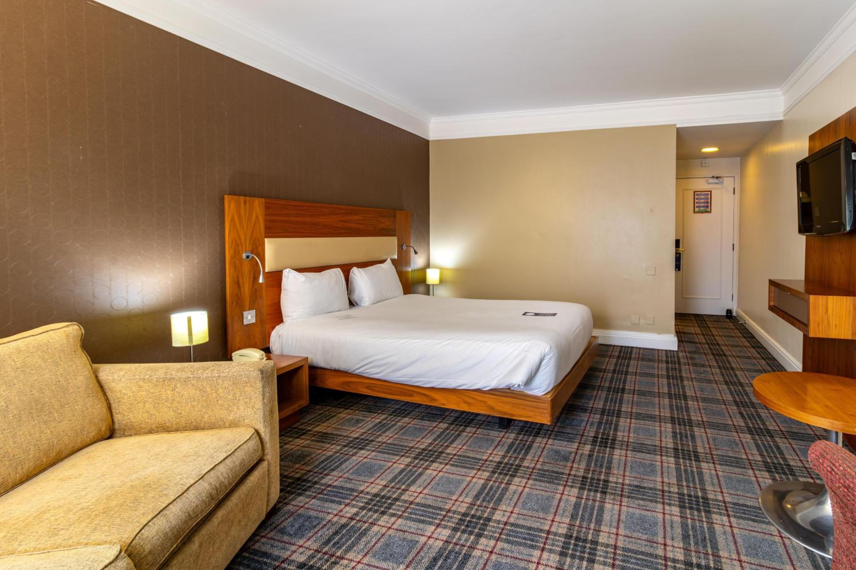 Standard Double Room - Photo 3