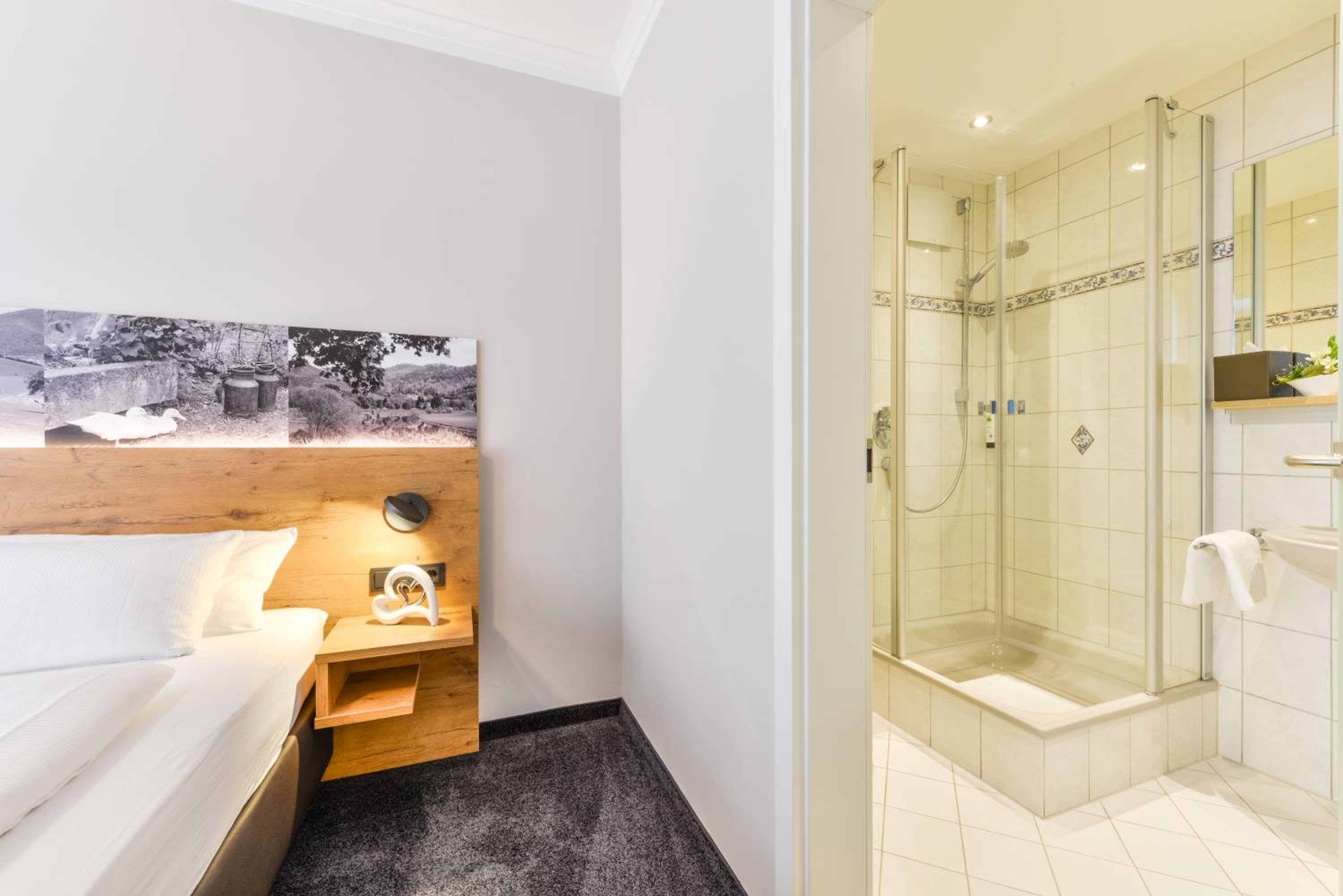 Classic Double Room - Photo 2