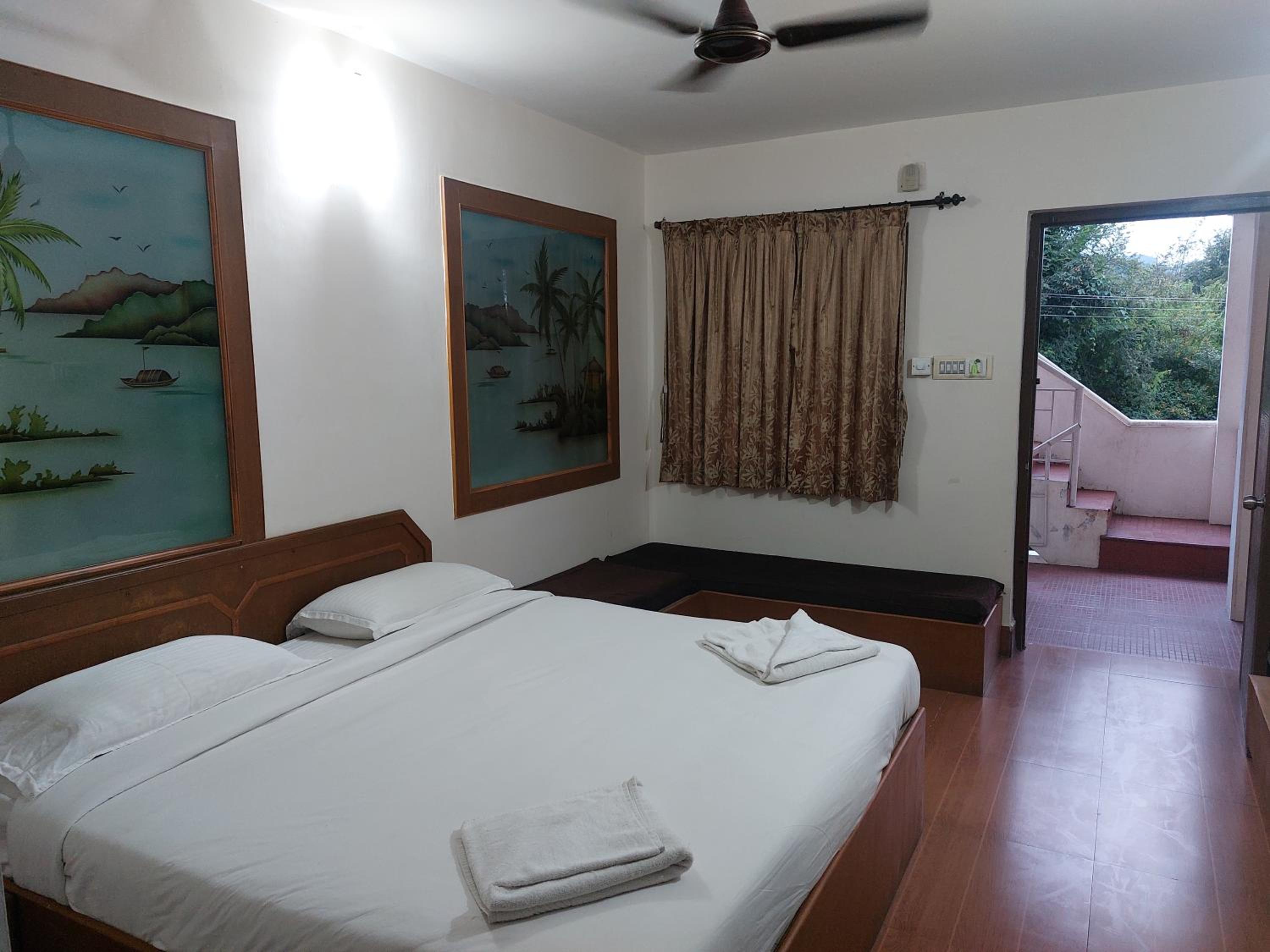Standard Double Room - Photo 2