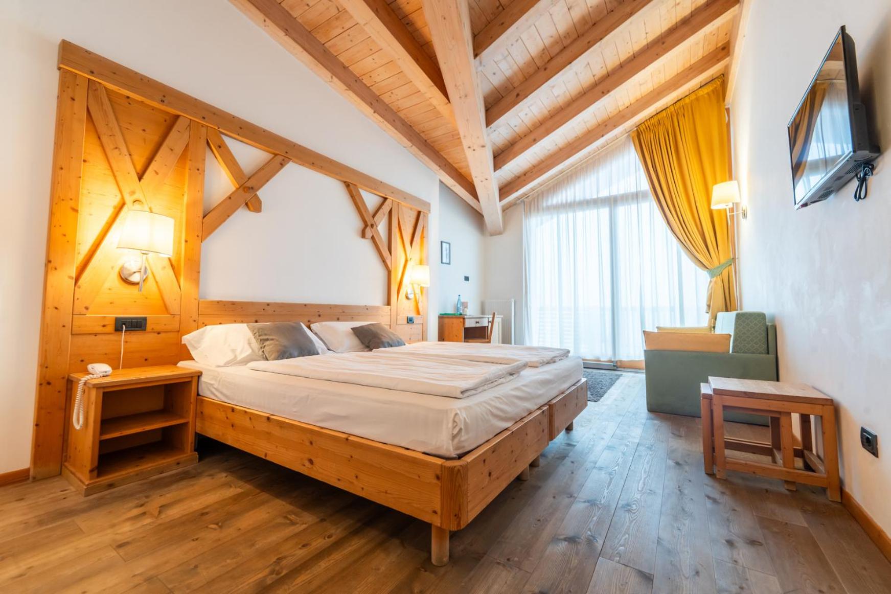 Quadruple Room with Spa Access - Photo 13