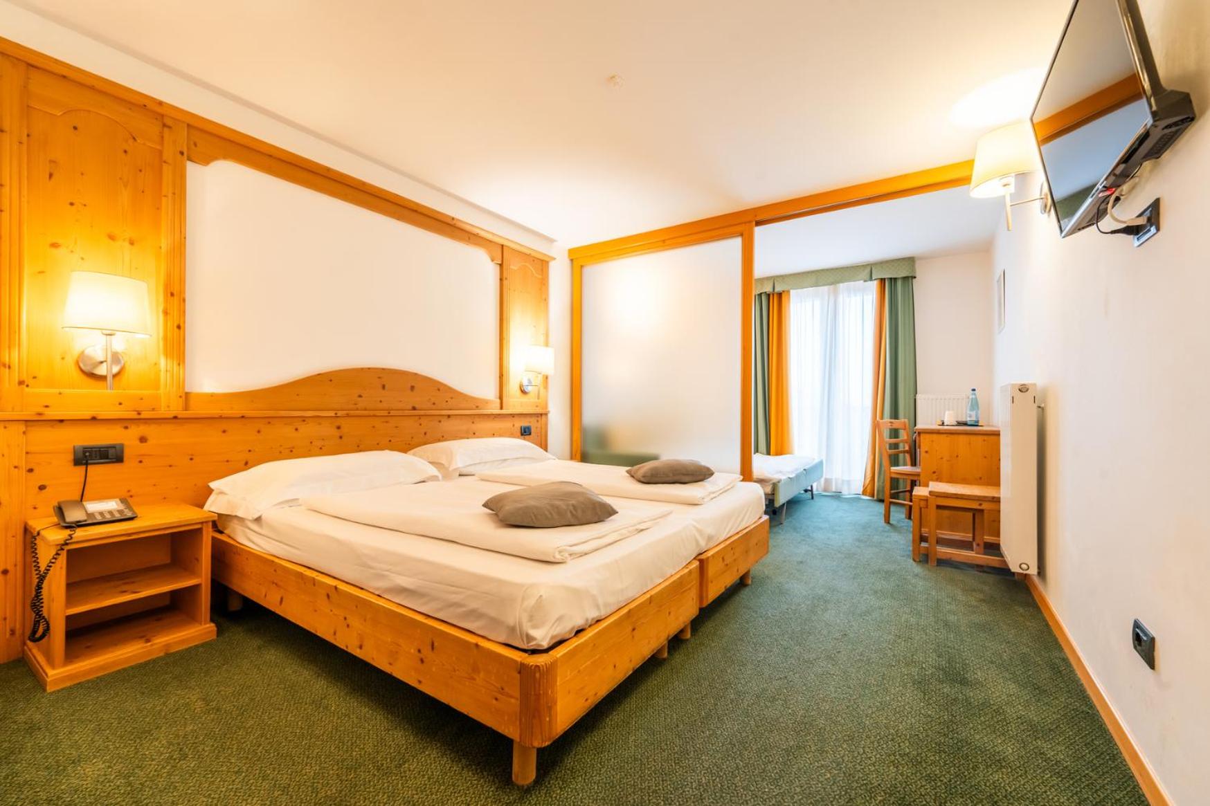 Quadruple Room with Spa Access - Photo 5
