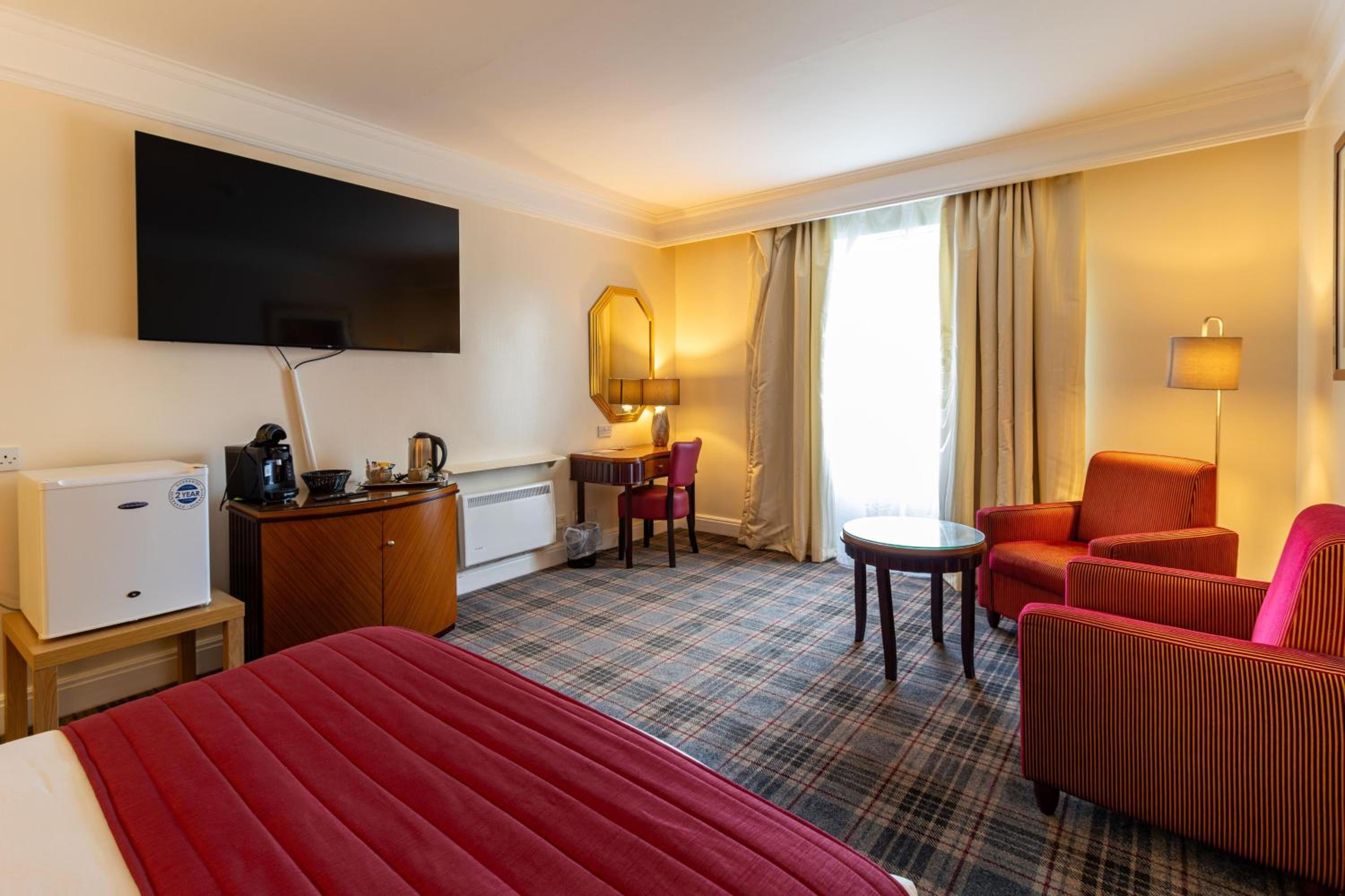 Executive Double Room - Photo 8