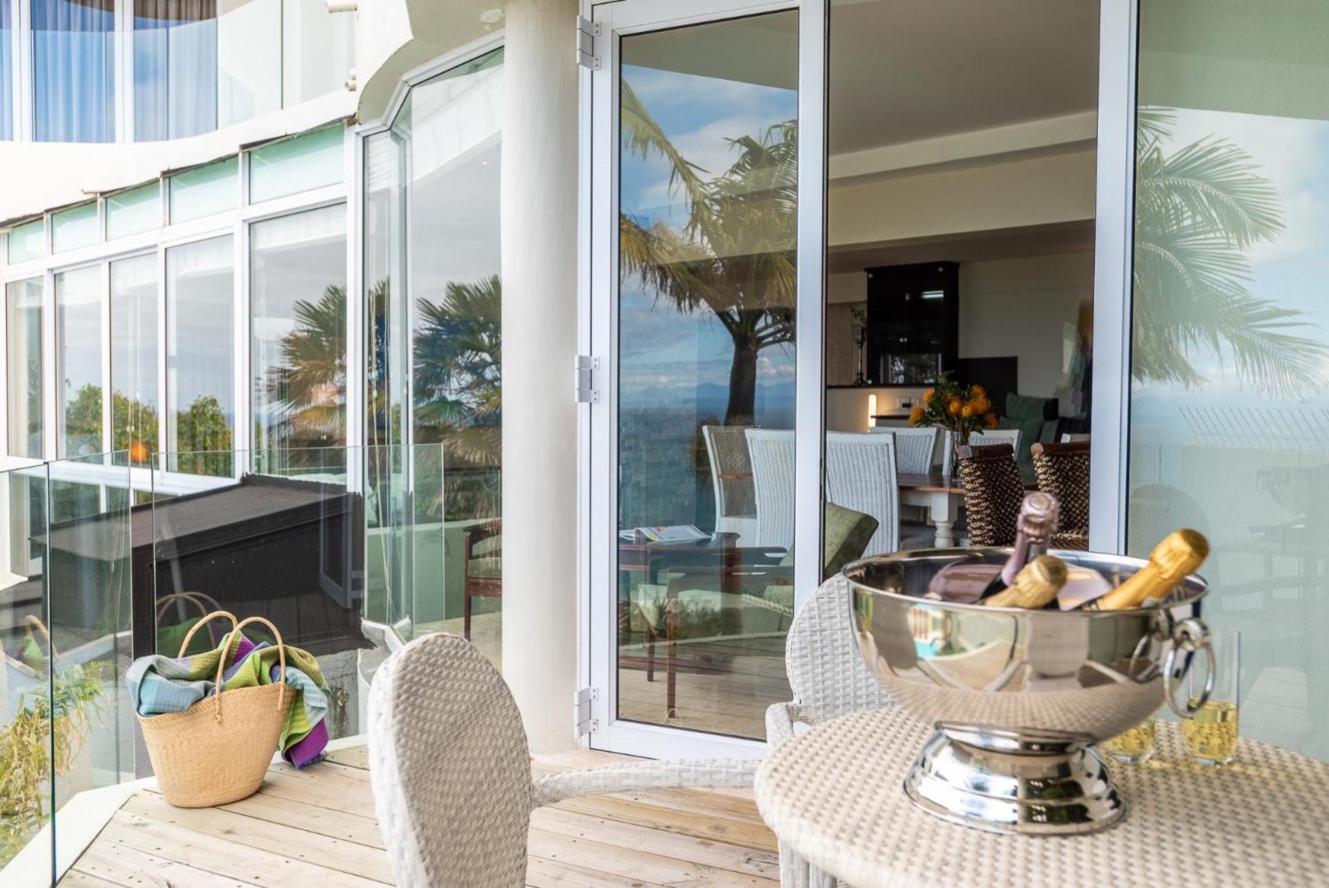 Two-Bedroom Apartment with Ocean View photo 3