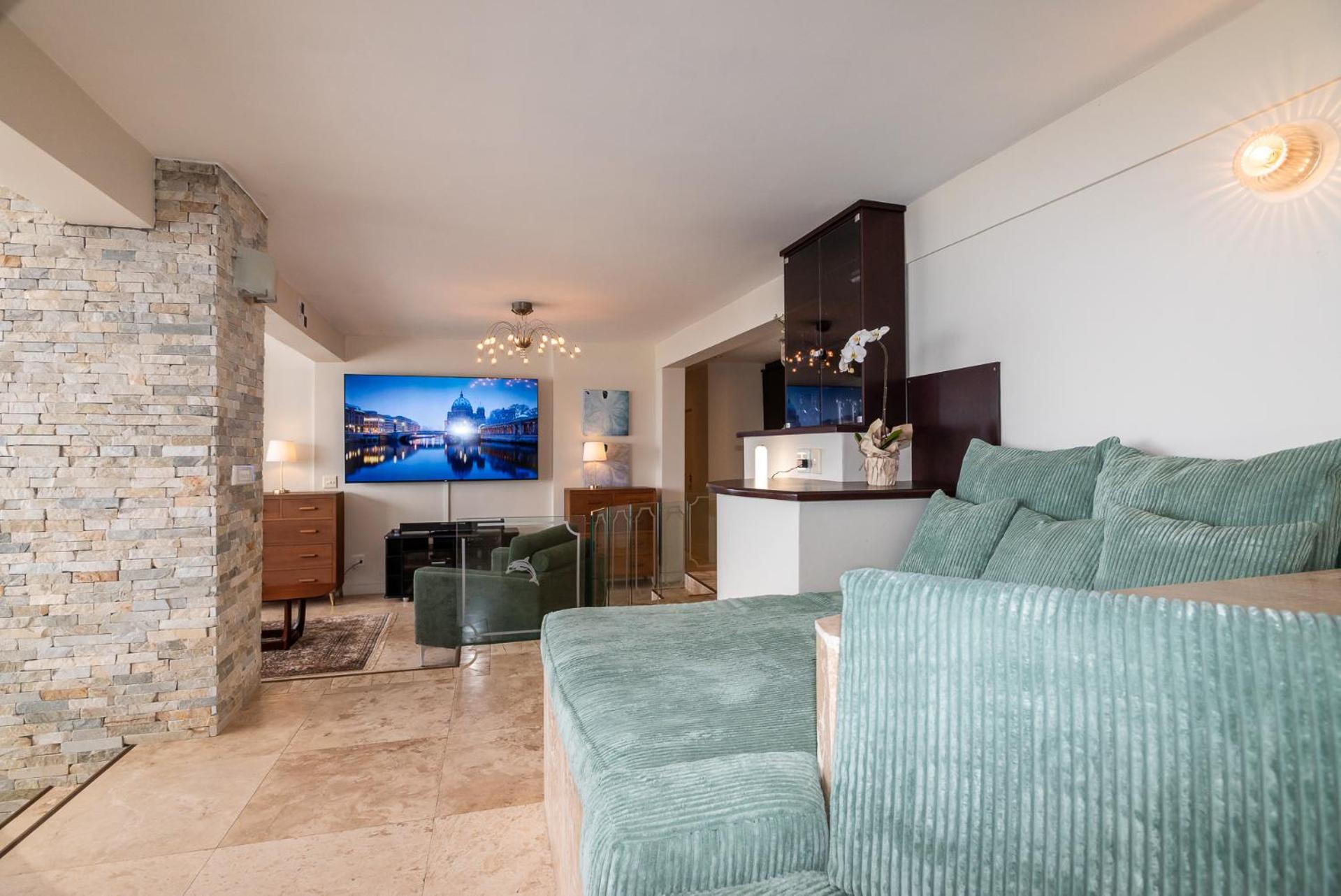 Two-Bedroom Apartment with Ocean View photo 1