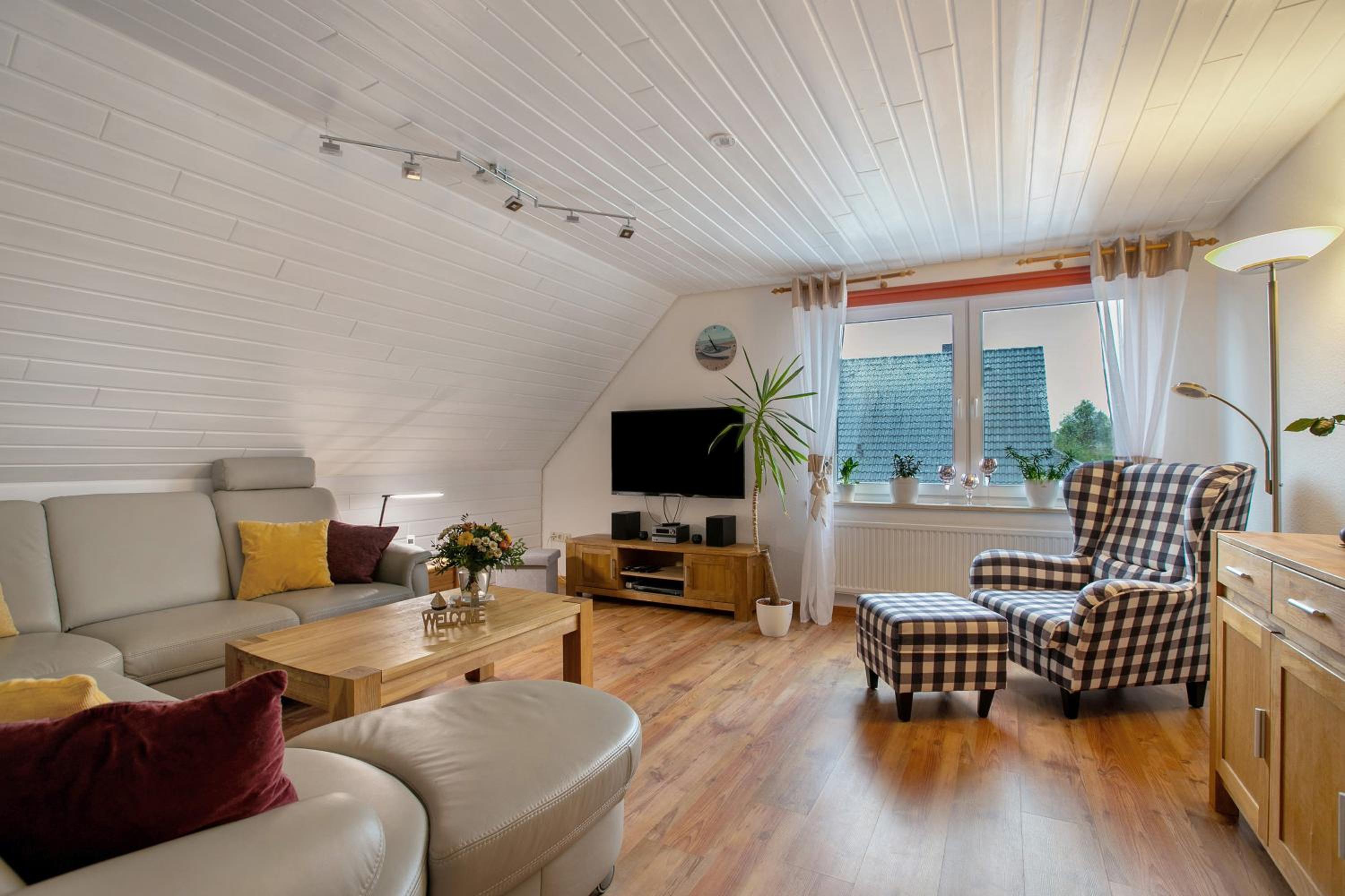 Two-Bedroom Deluxe Apartment with Garden View