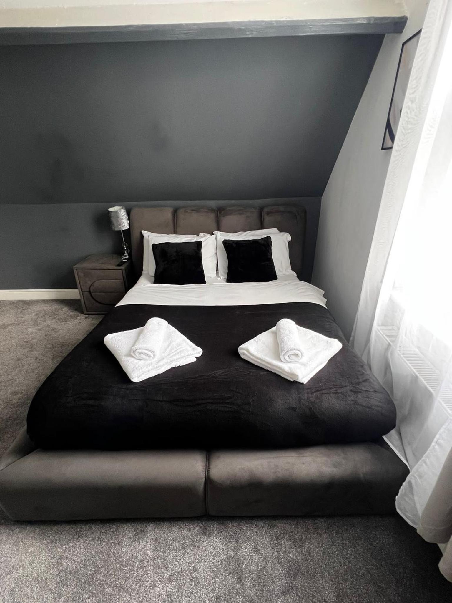 Double Room with Private Bathroom photo 3