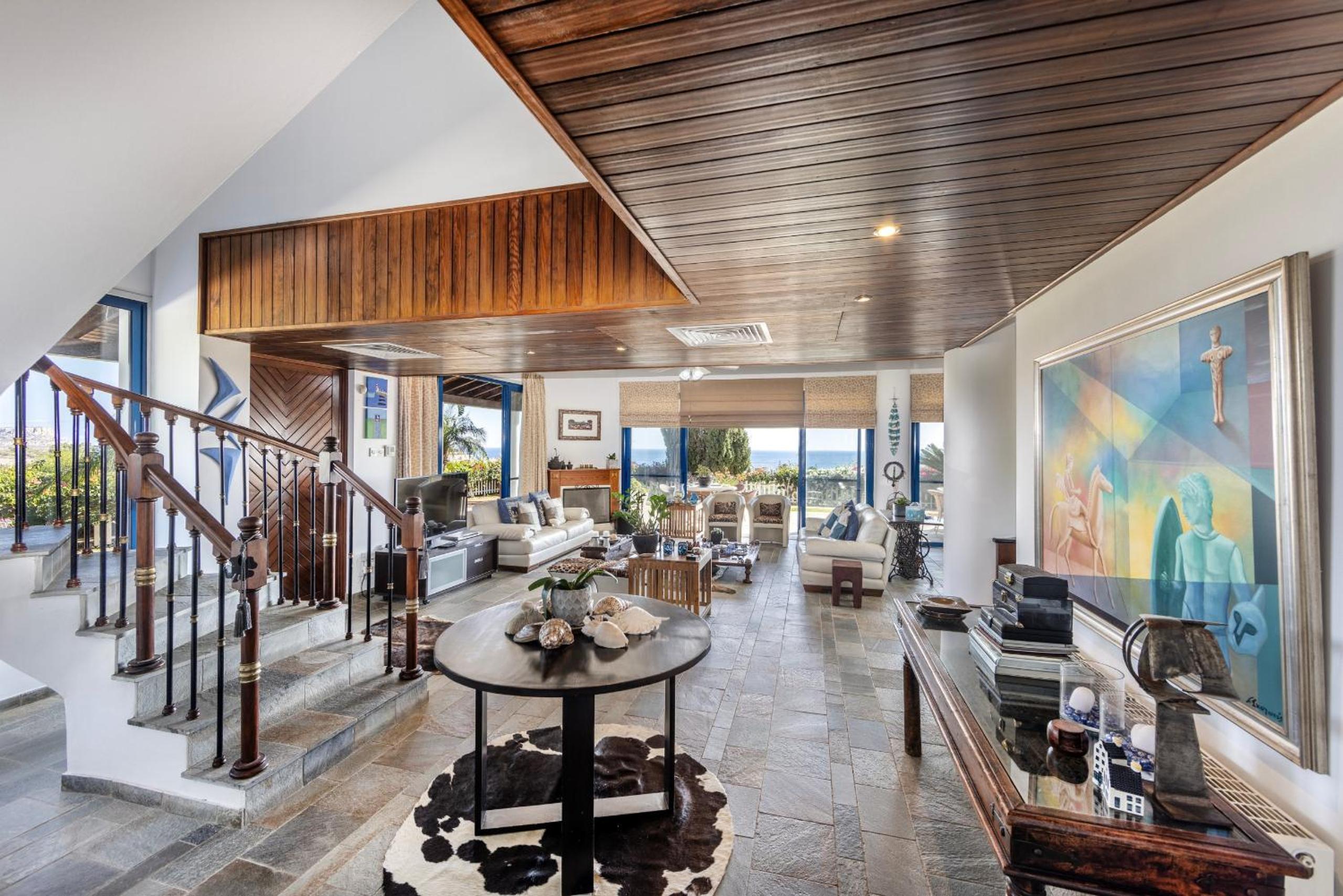 Villa with Sea View photo 3