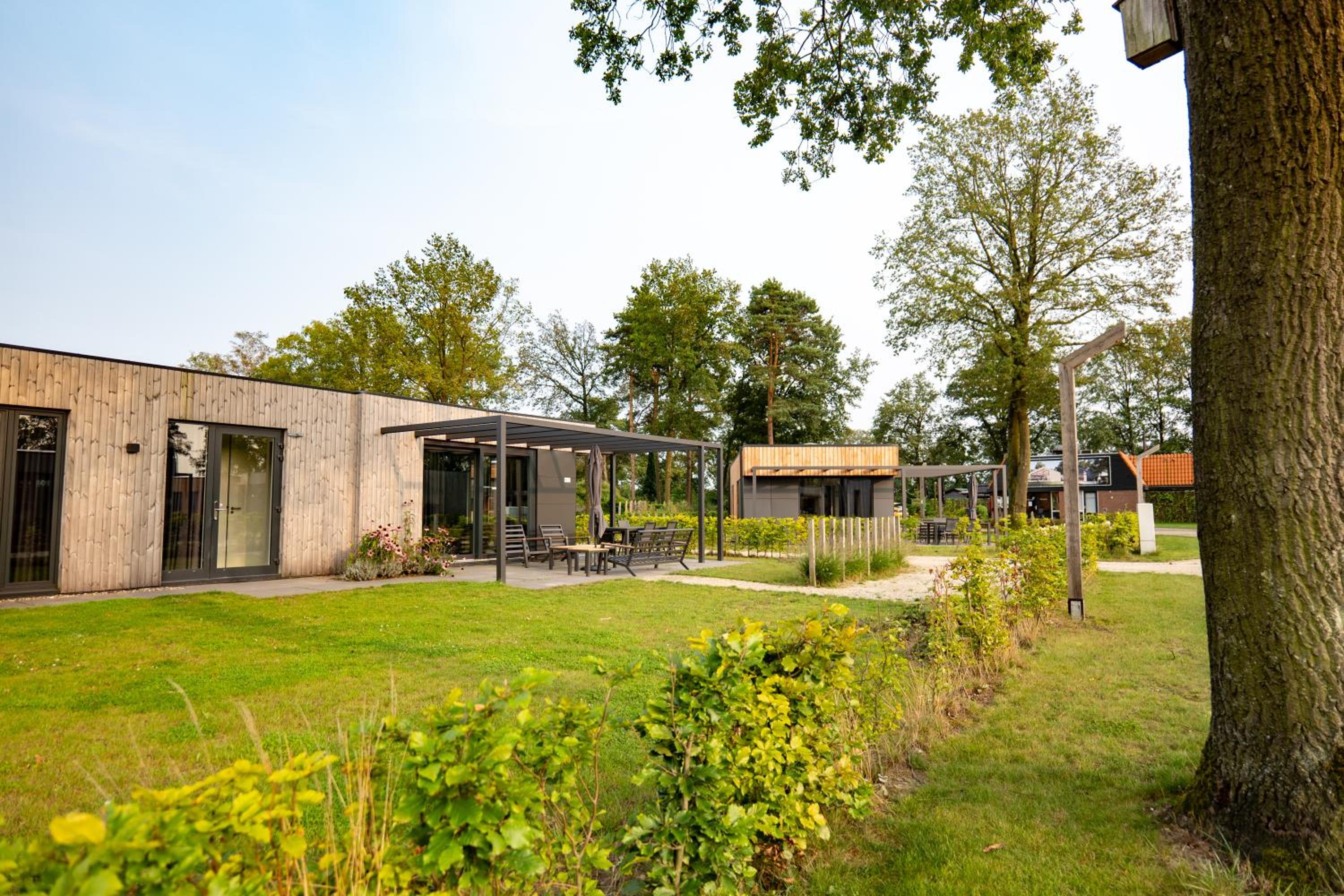 Villa photo 2