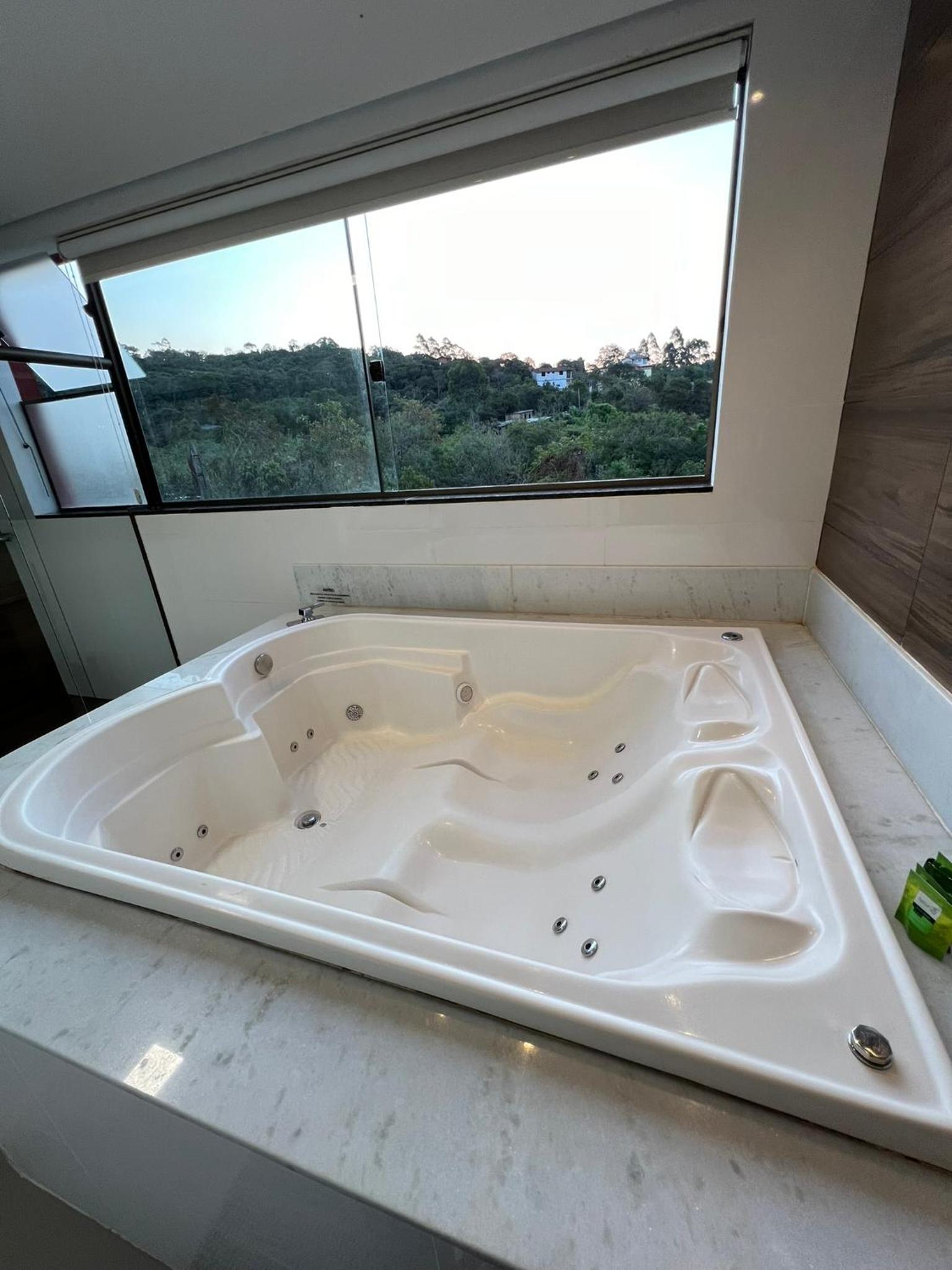 Double Room with Mountain View - Photo 12