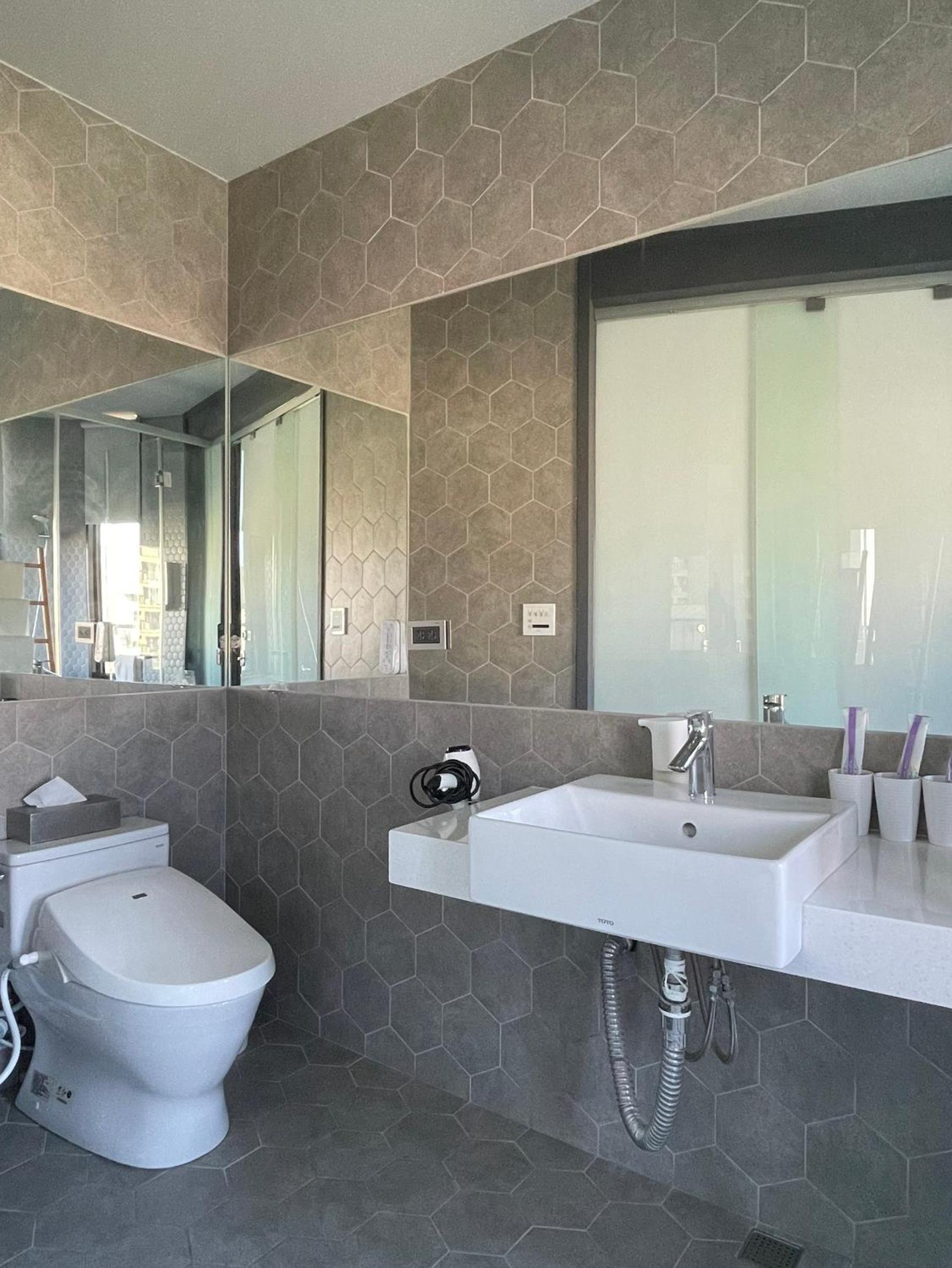 Quadruple Room With Private Bathroom photo 2