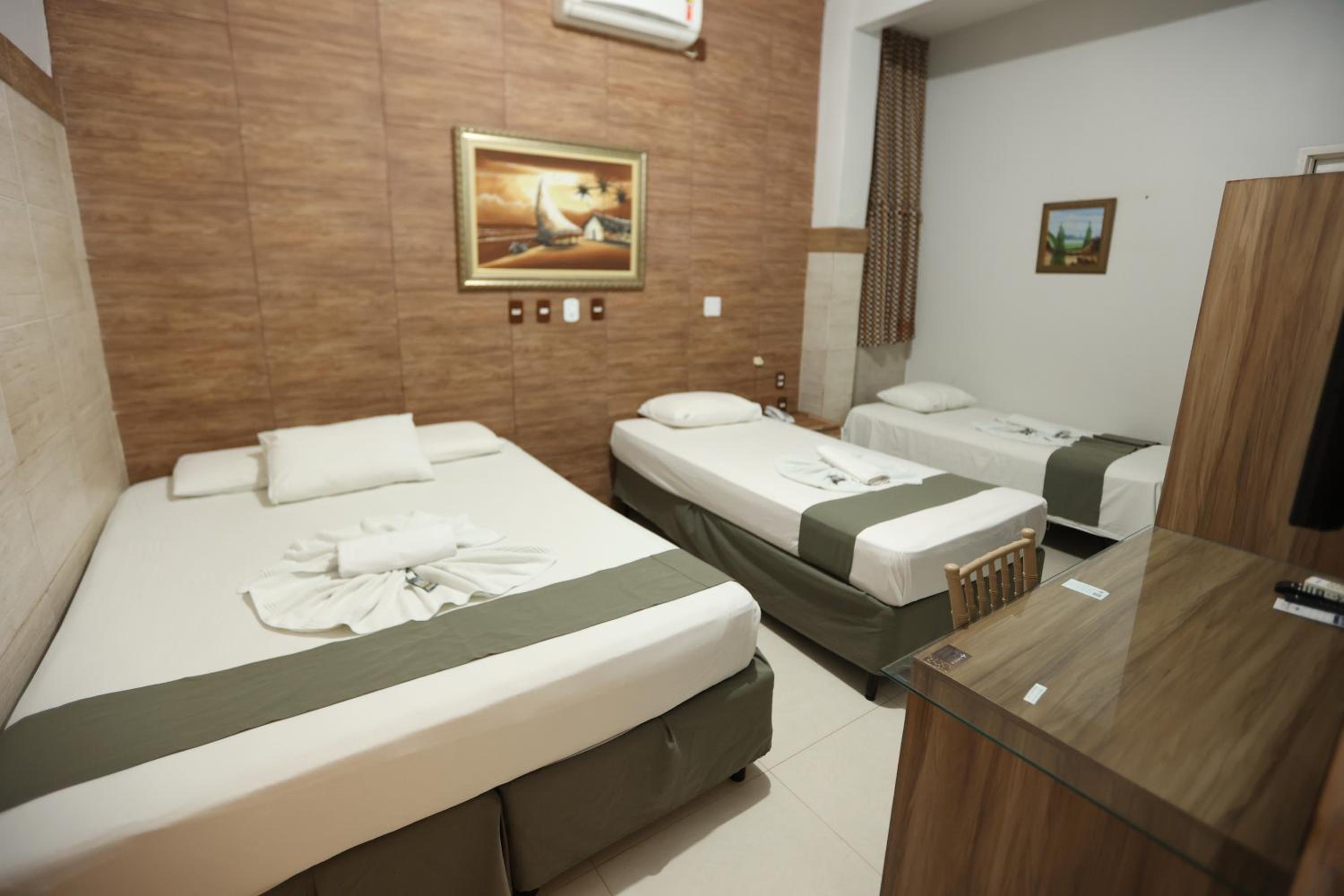 Quadruple Room - Photo 6