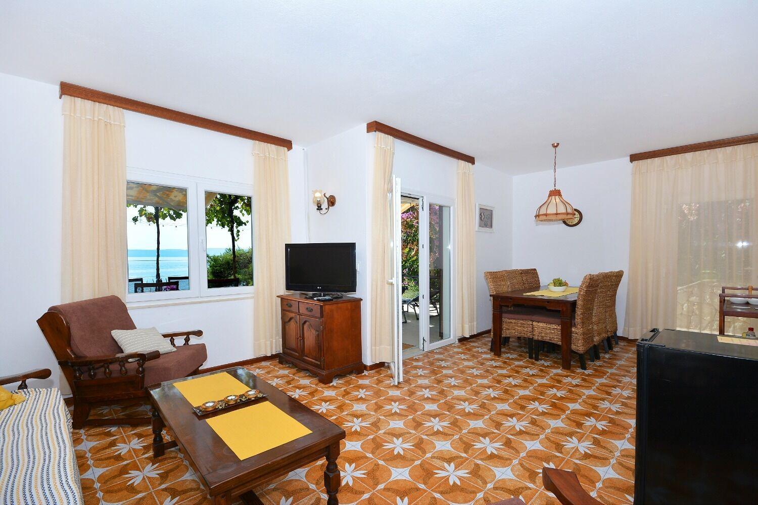 Three-Bedroom Vacation Home 