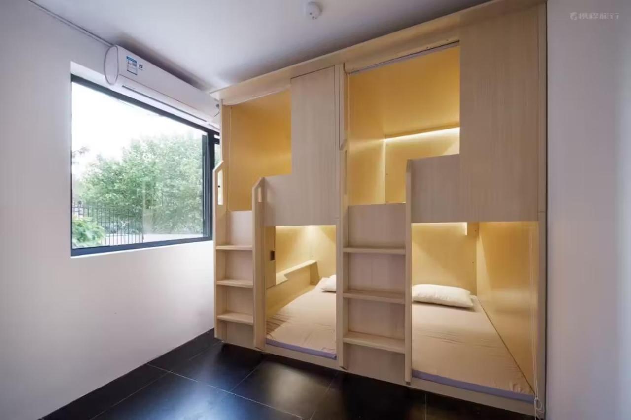 Bed in 4-Bed Male Dormitory Room - Shared Bathroom
