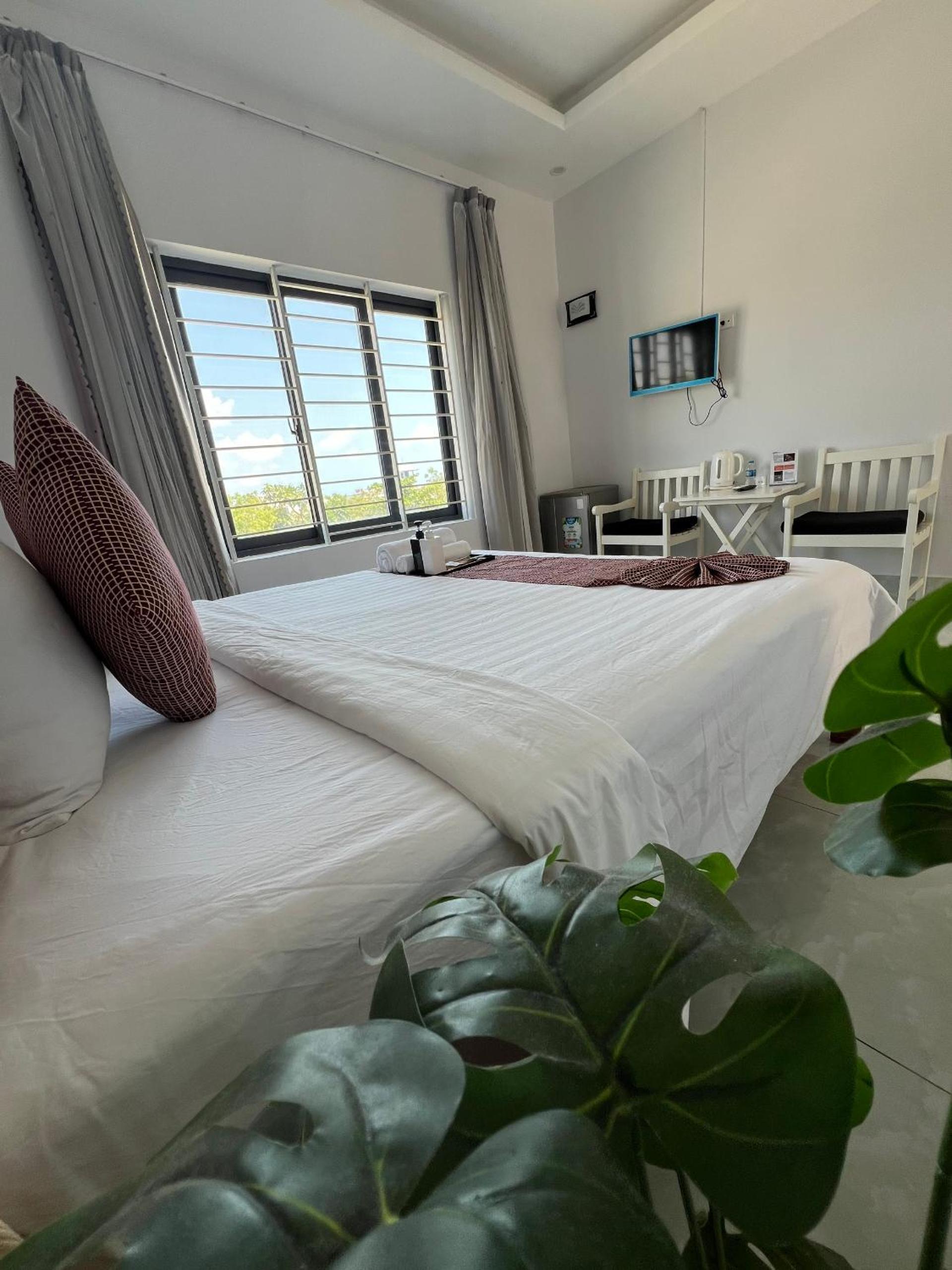 King Room with Sea View - Photo 25