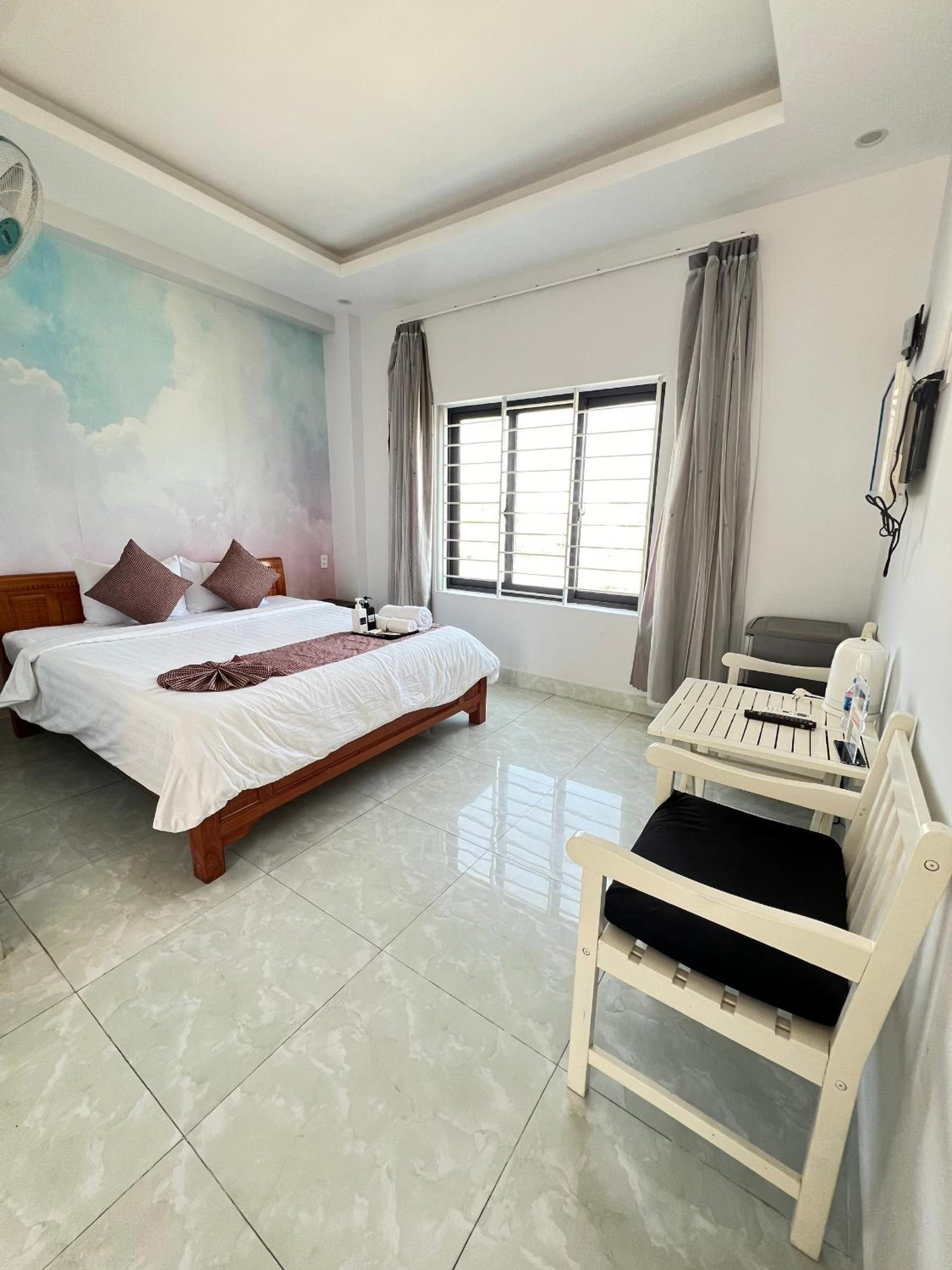 King Room with Sea View - Photo 24