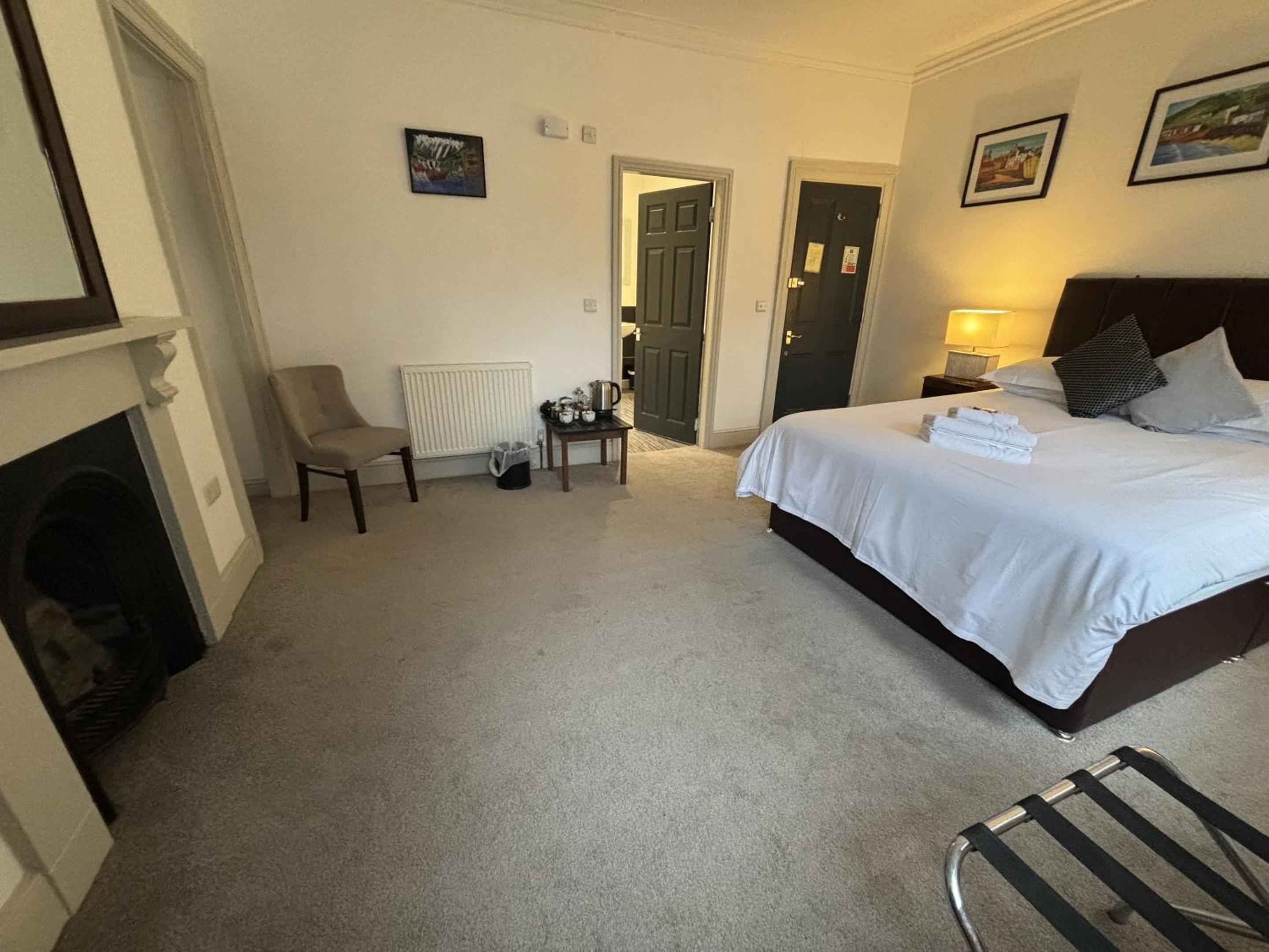 Superior King Room photo 1