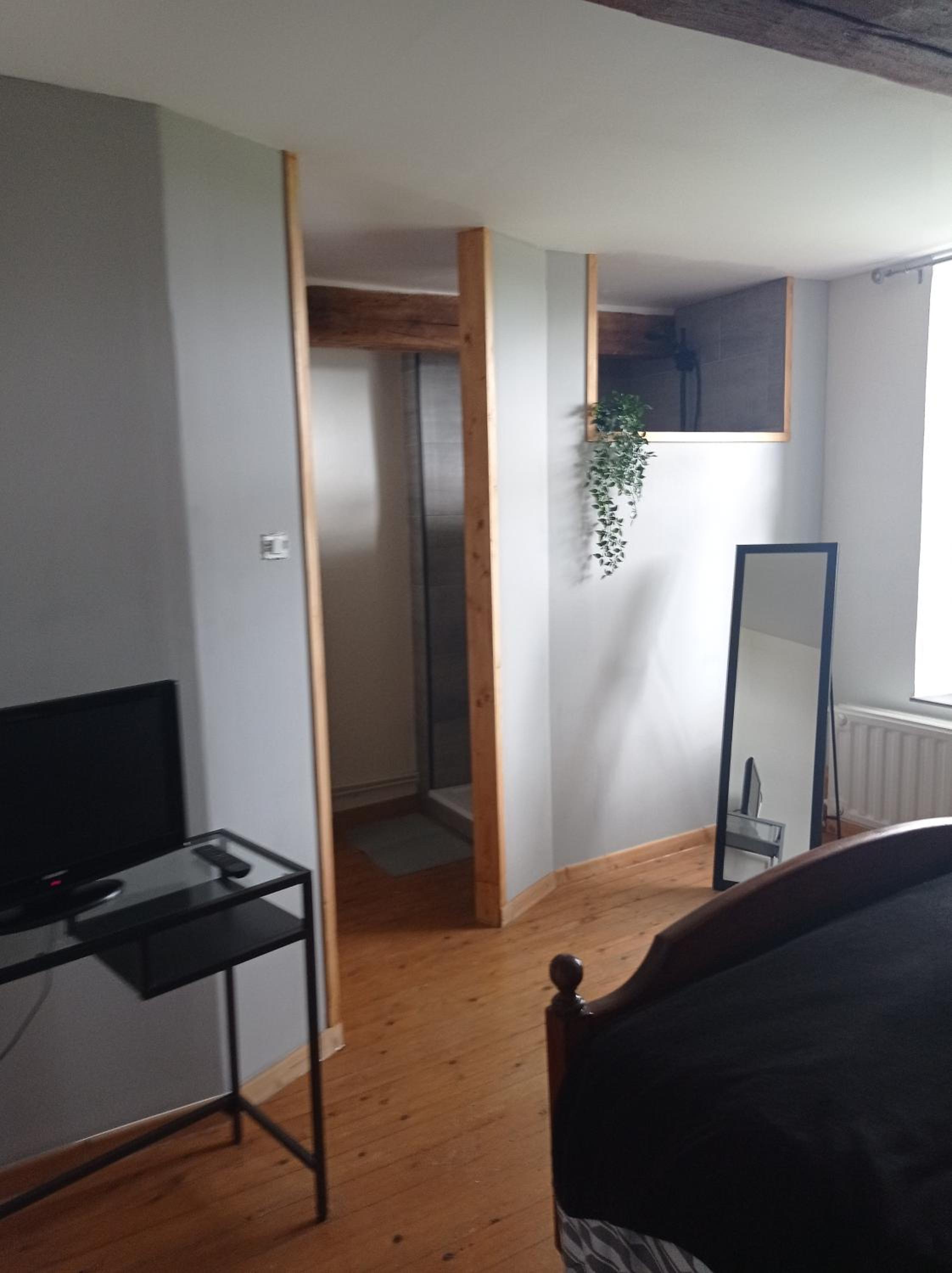 Standard Double Room photo 3