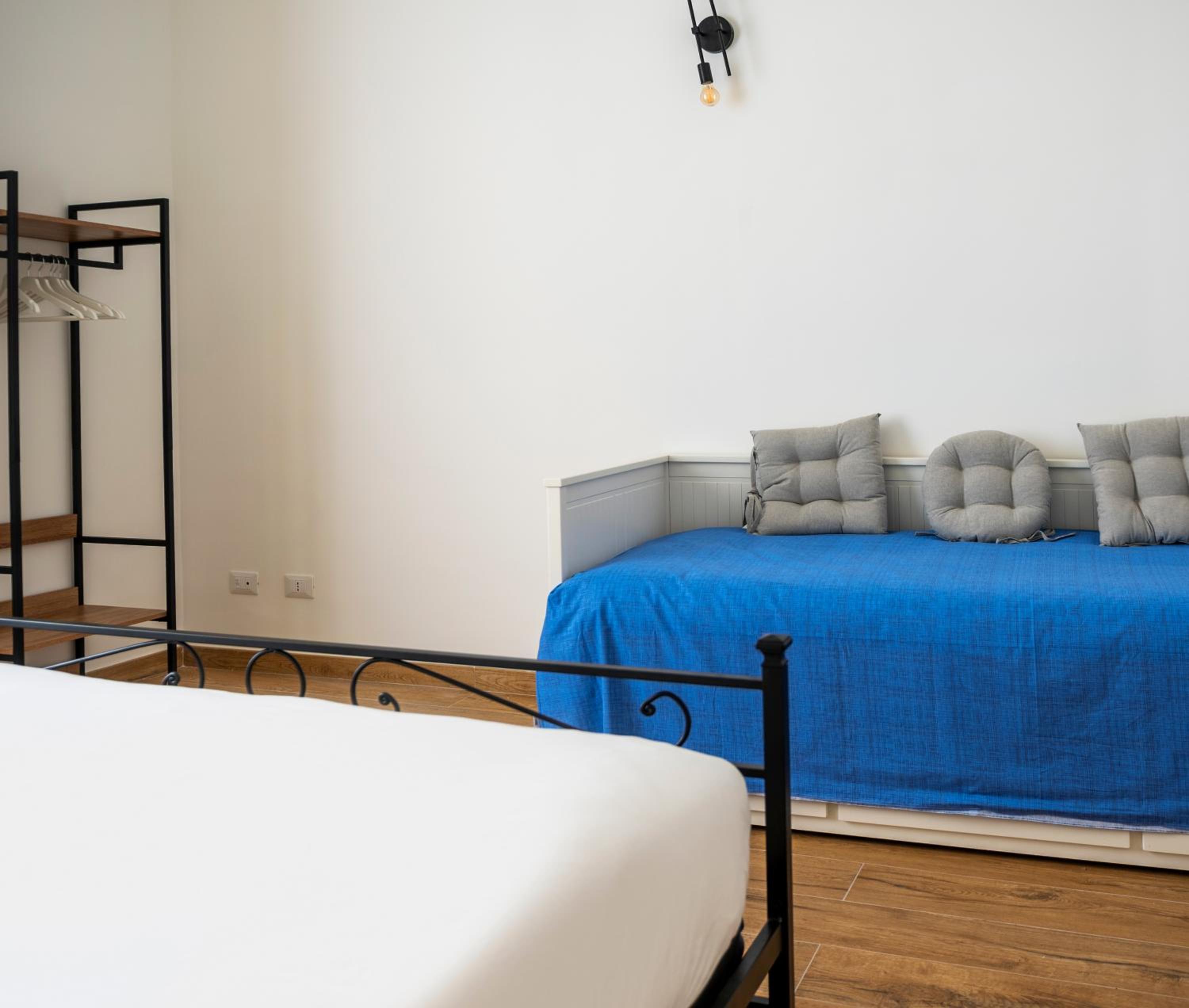 Double Room with Extra Bed photo 2