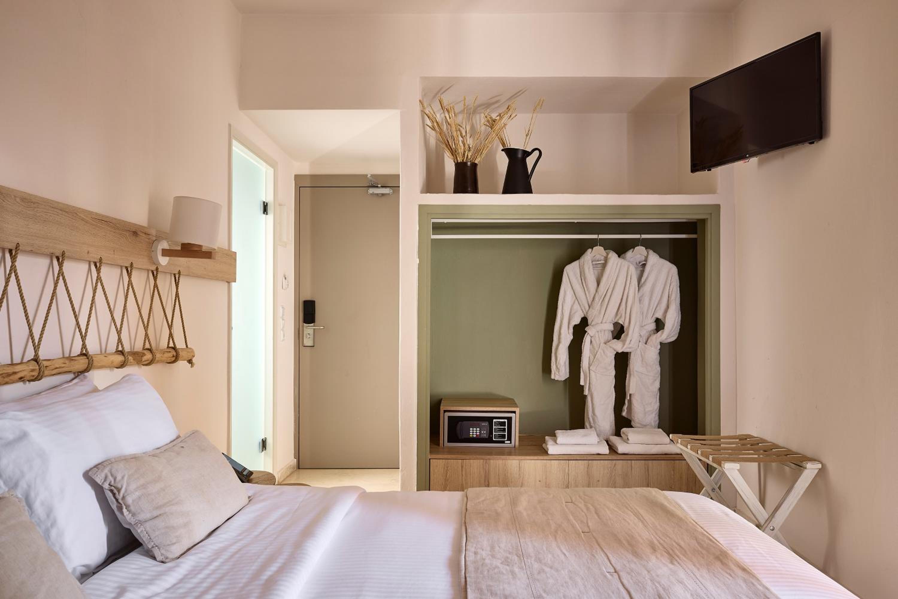 Double Room with Mountain View photo 2