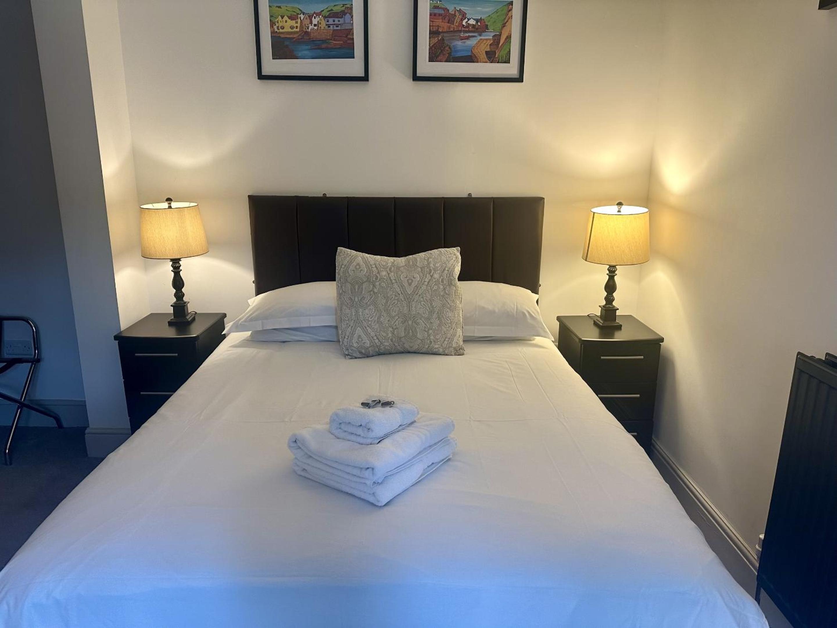 Standard King Room photo 2