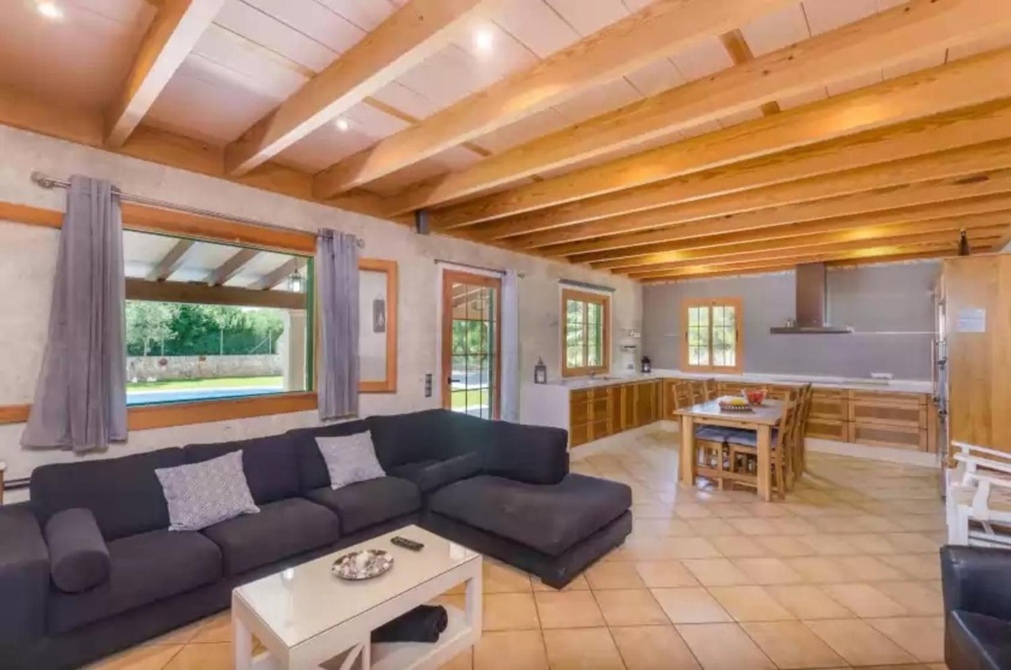 Villa con vistas al jardín