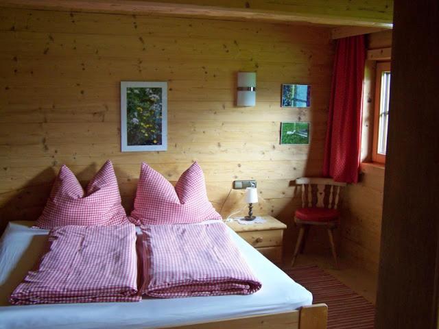 Apartment with Balcony and Mountain View photo 1