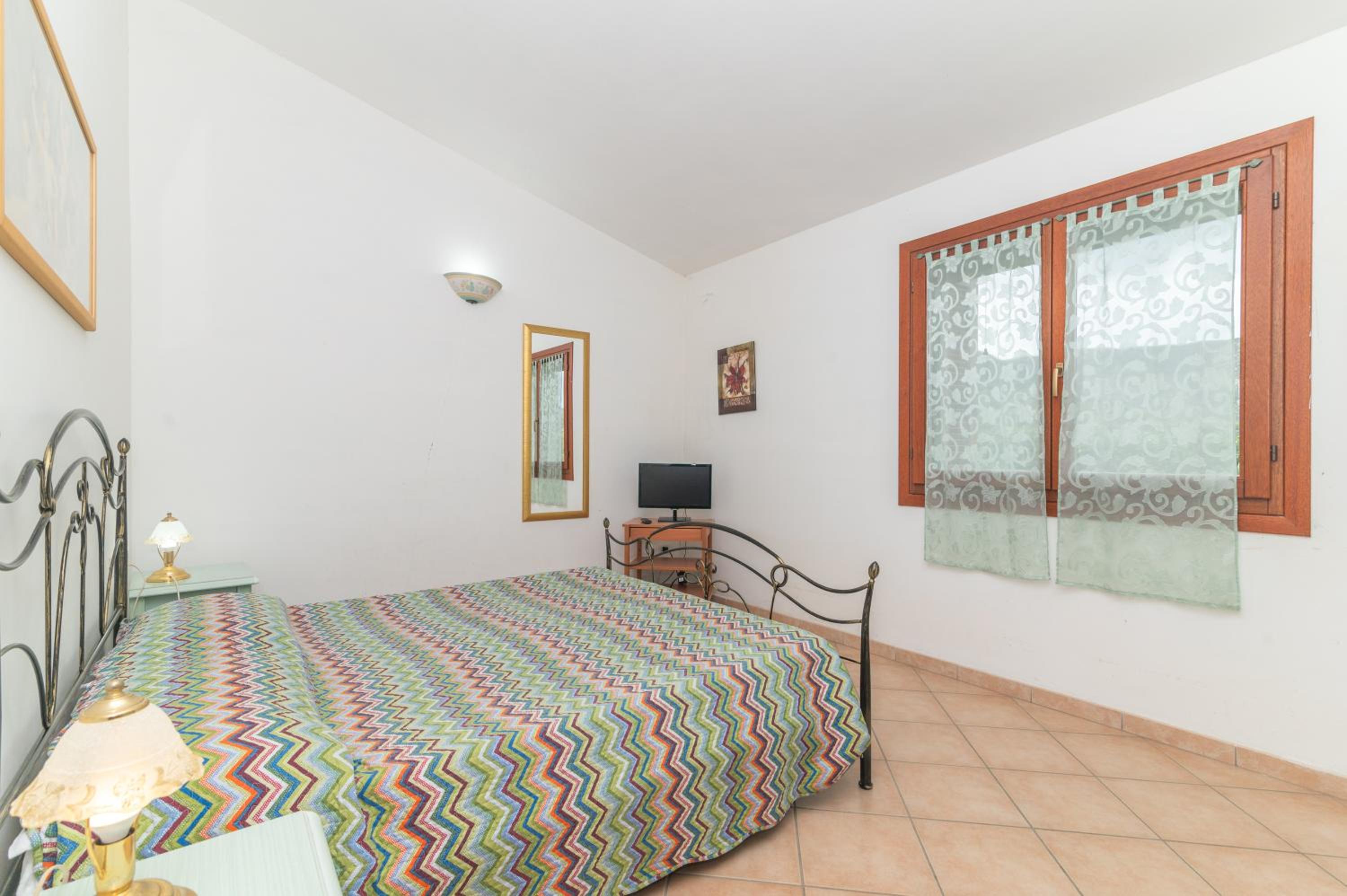 Two-Bedroom House photo 2