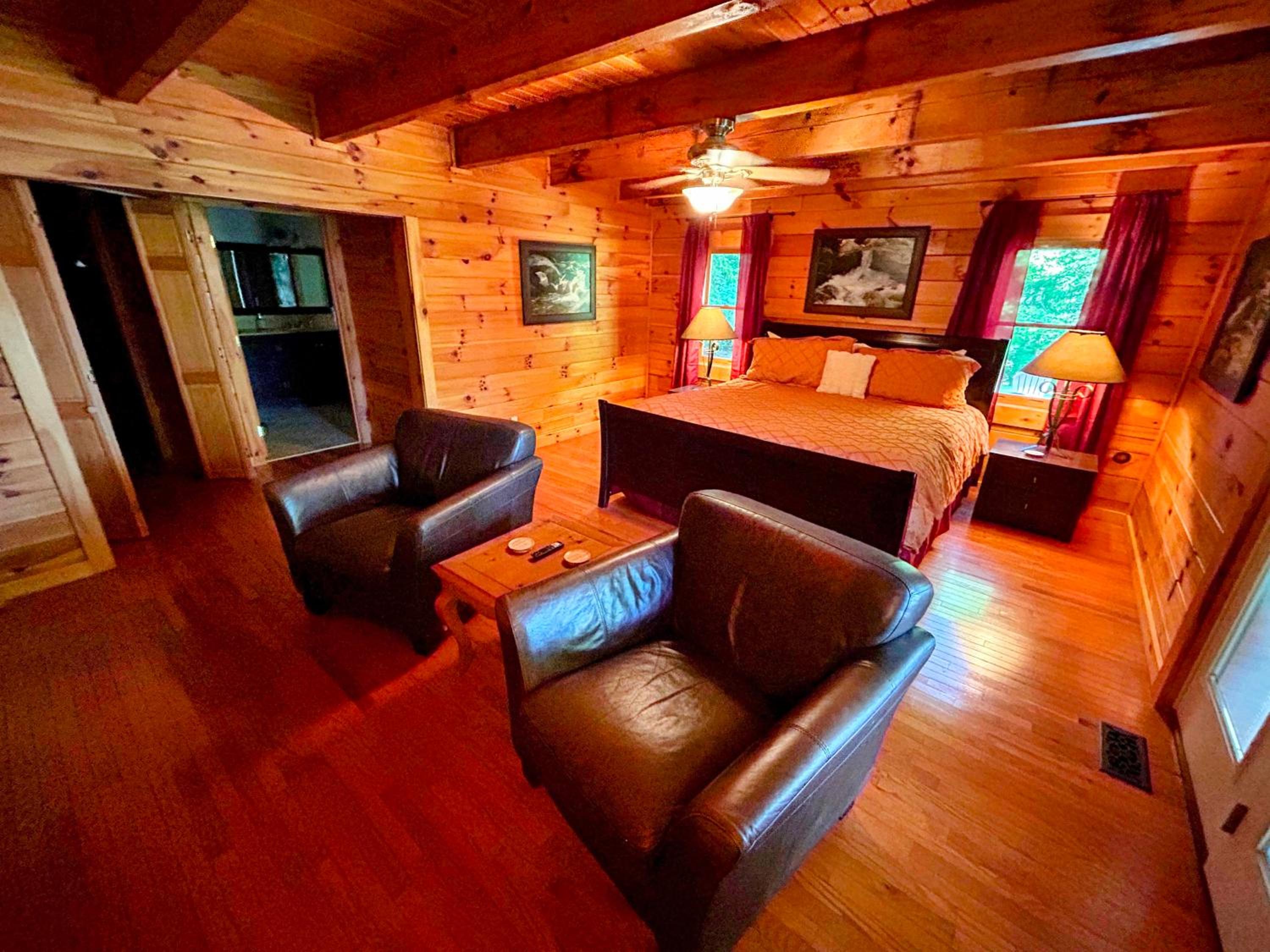 Three-Bedroom House photo 2