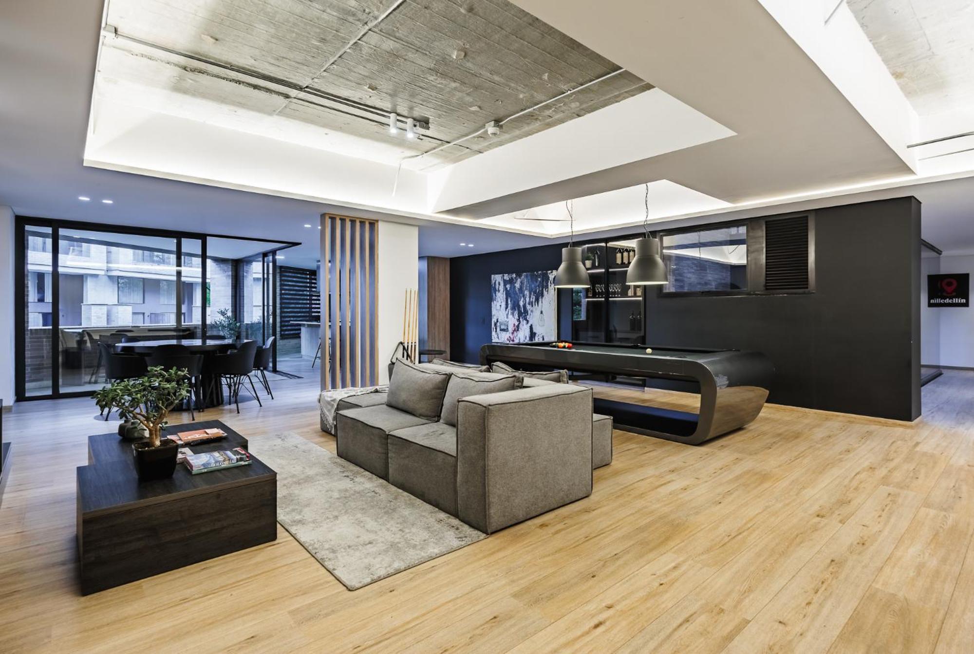 Five-Bedroom Premium Apartment photo 1