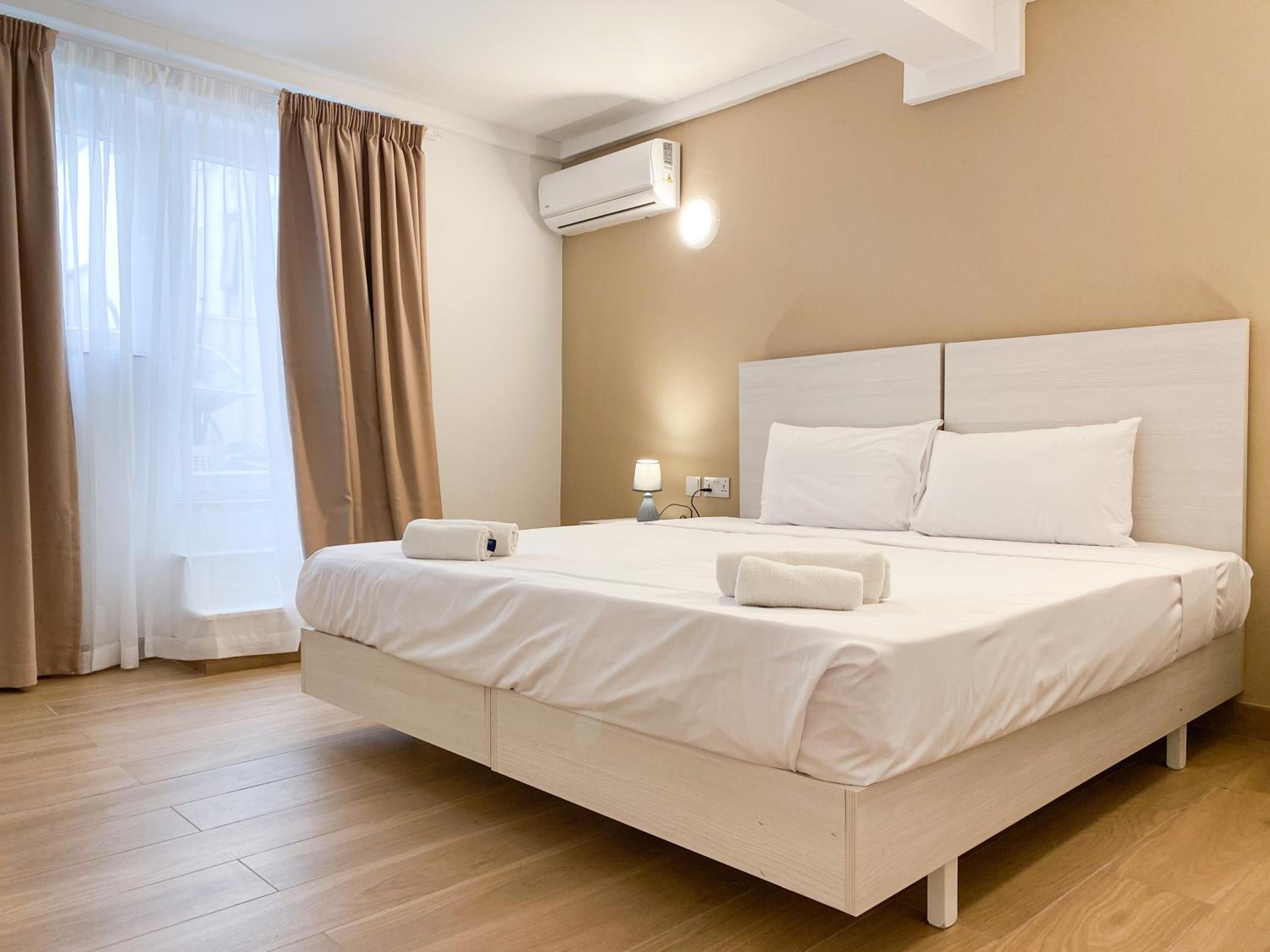 Duplex Quadruple Room