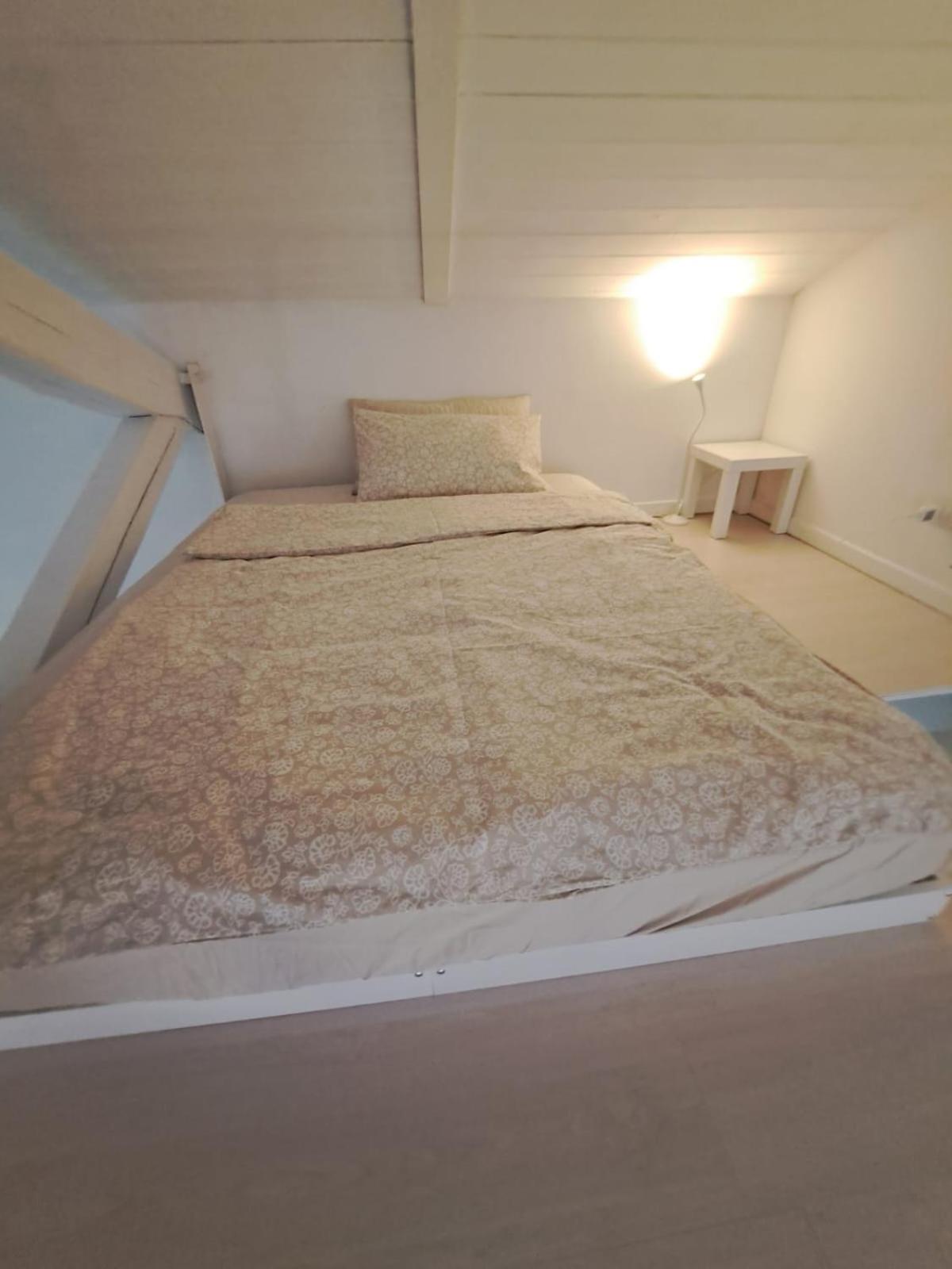 Studio Apartment photo 3